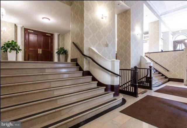 1324 LOCUST STREET 00 814