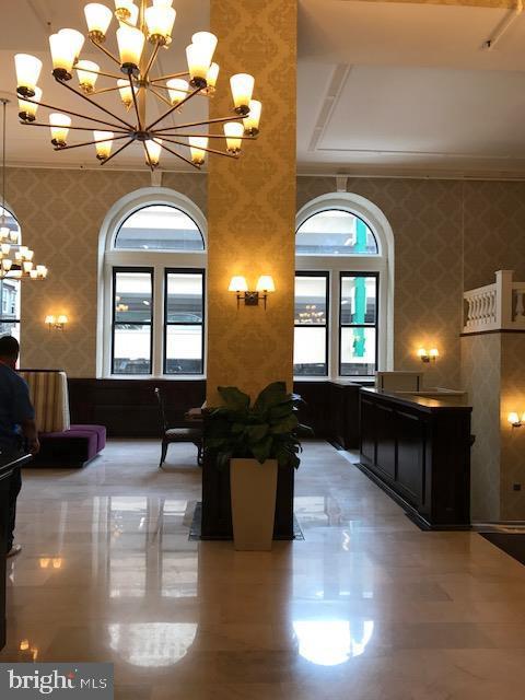 1324 LOCUST STREET 00 814