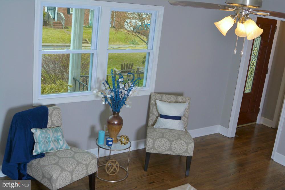 SUMMIT FARMS - Residential