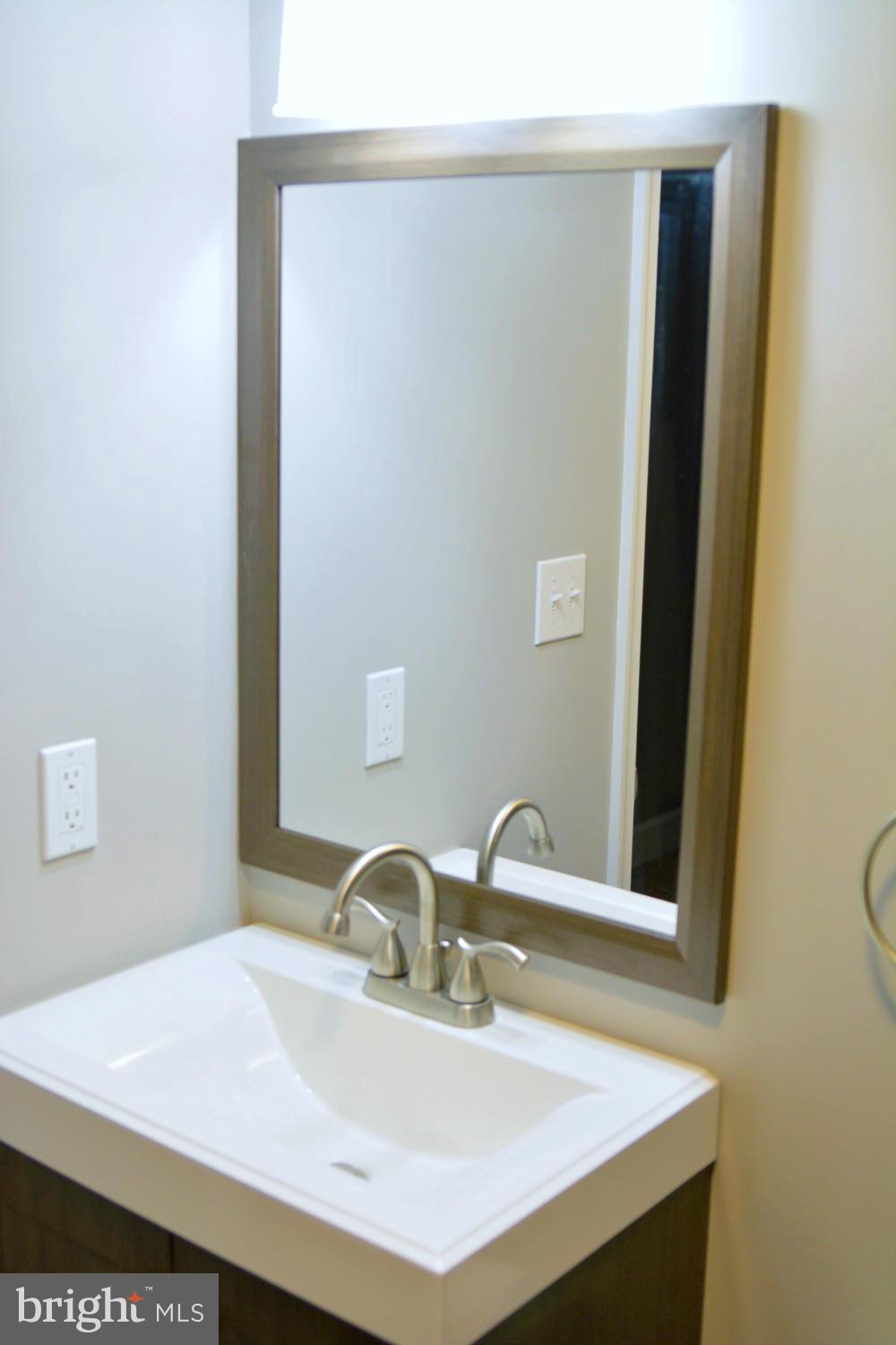 SUMMIT FARMS - Residential