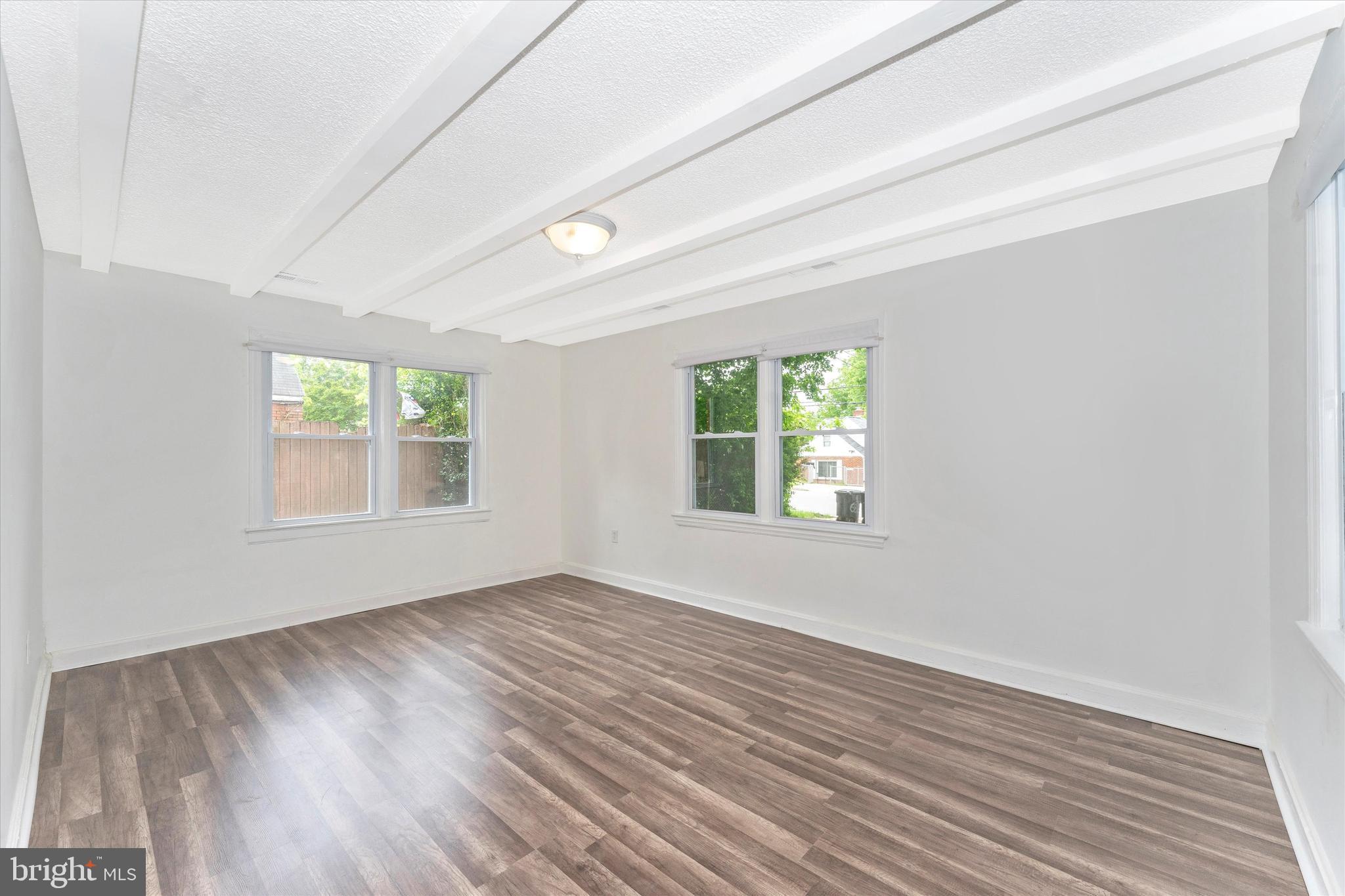 RADIANT VALLEY - Residential