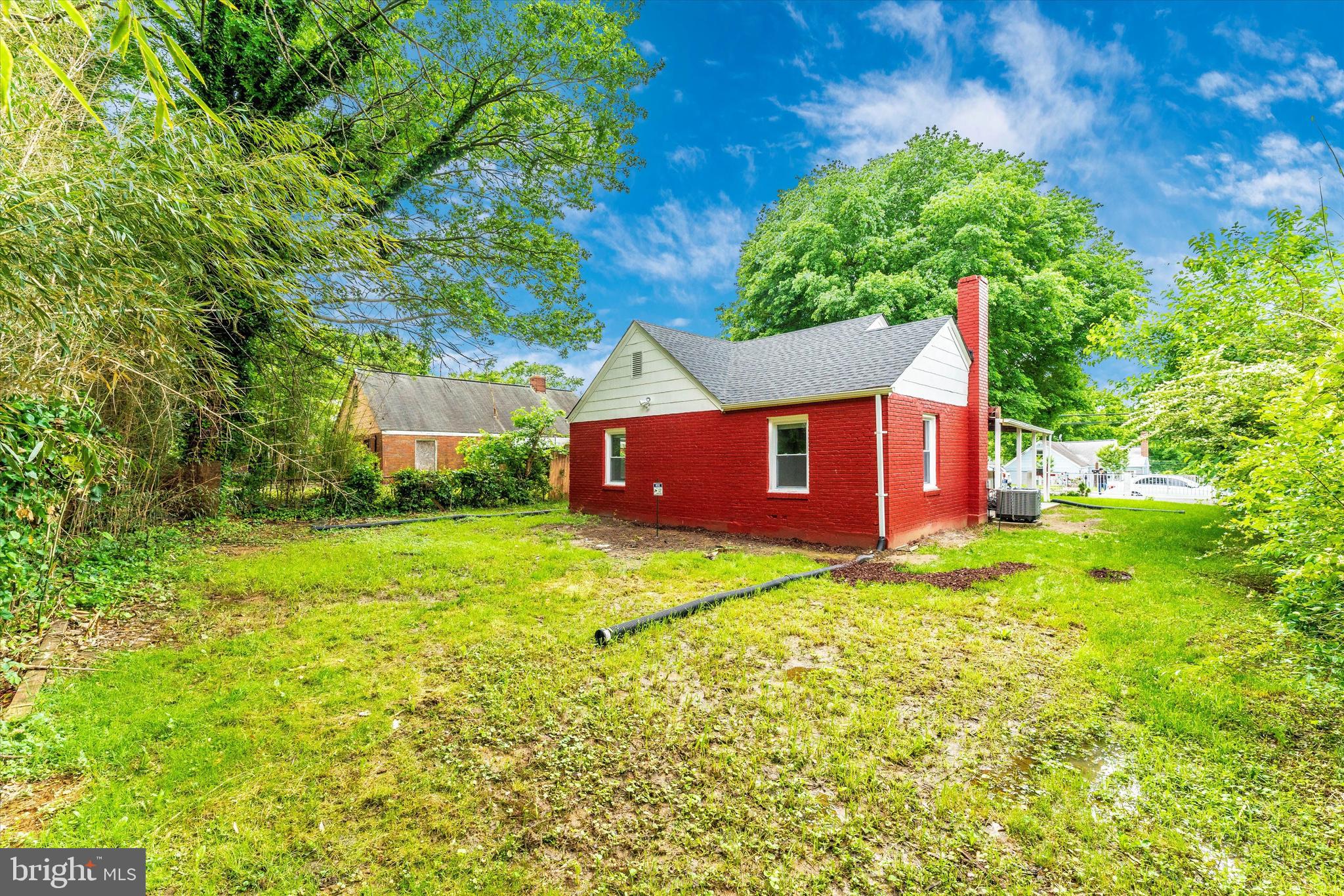 RADIANT VALLEY - Residential