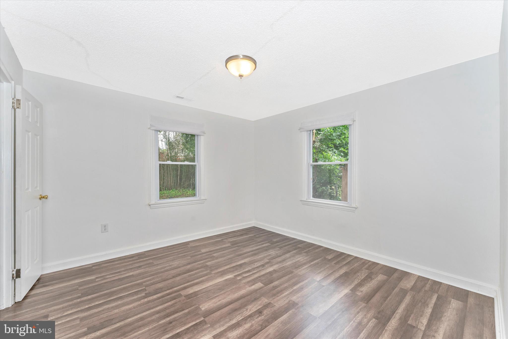 RADIANT VALLEY - Residential