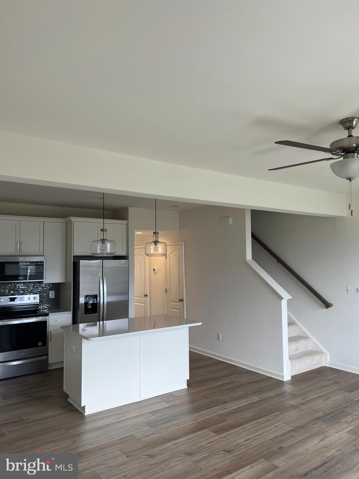 OVERLOOK AT RIVERSIDE - Residential Lease