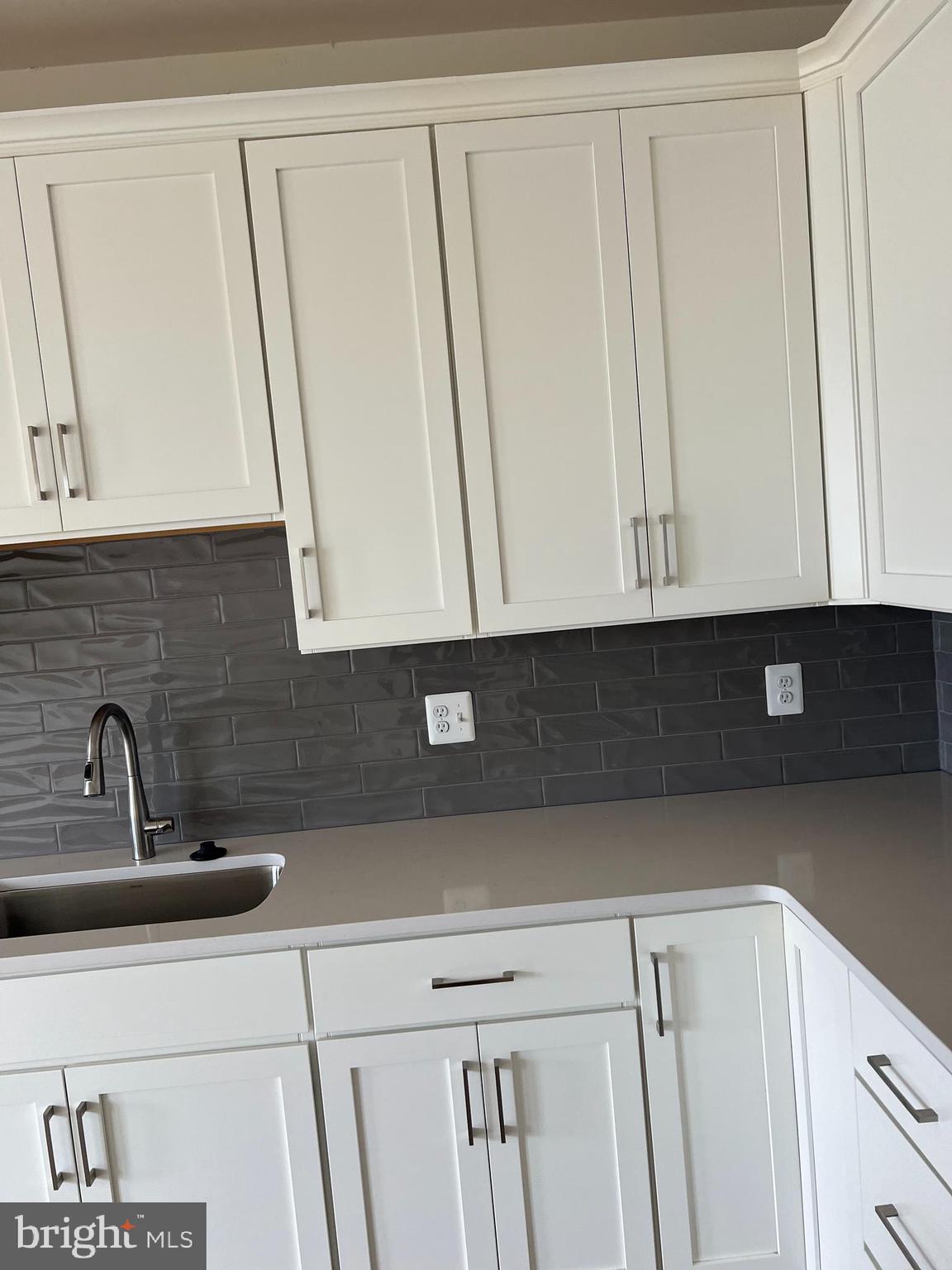 OVERLOOK AT RIVERSIDE - Residential Lease