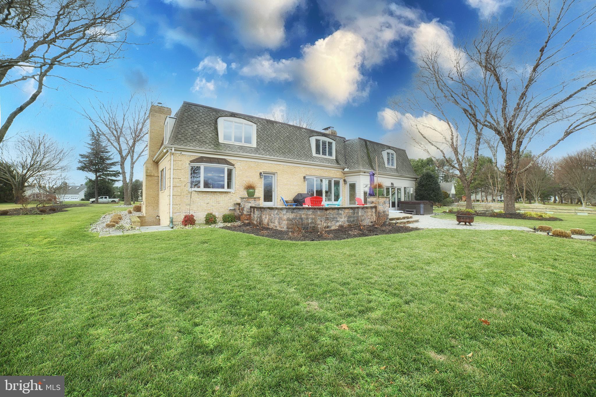 BELLE POINT FARM - Residential