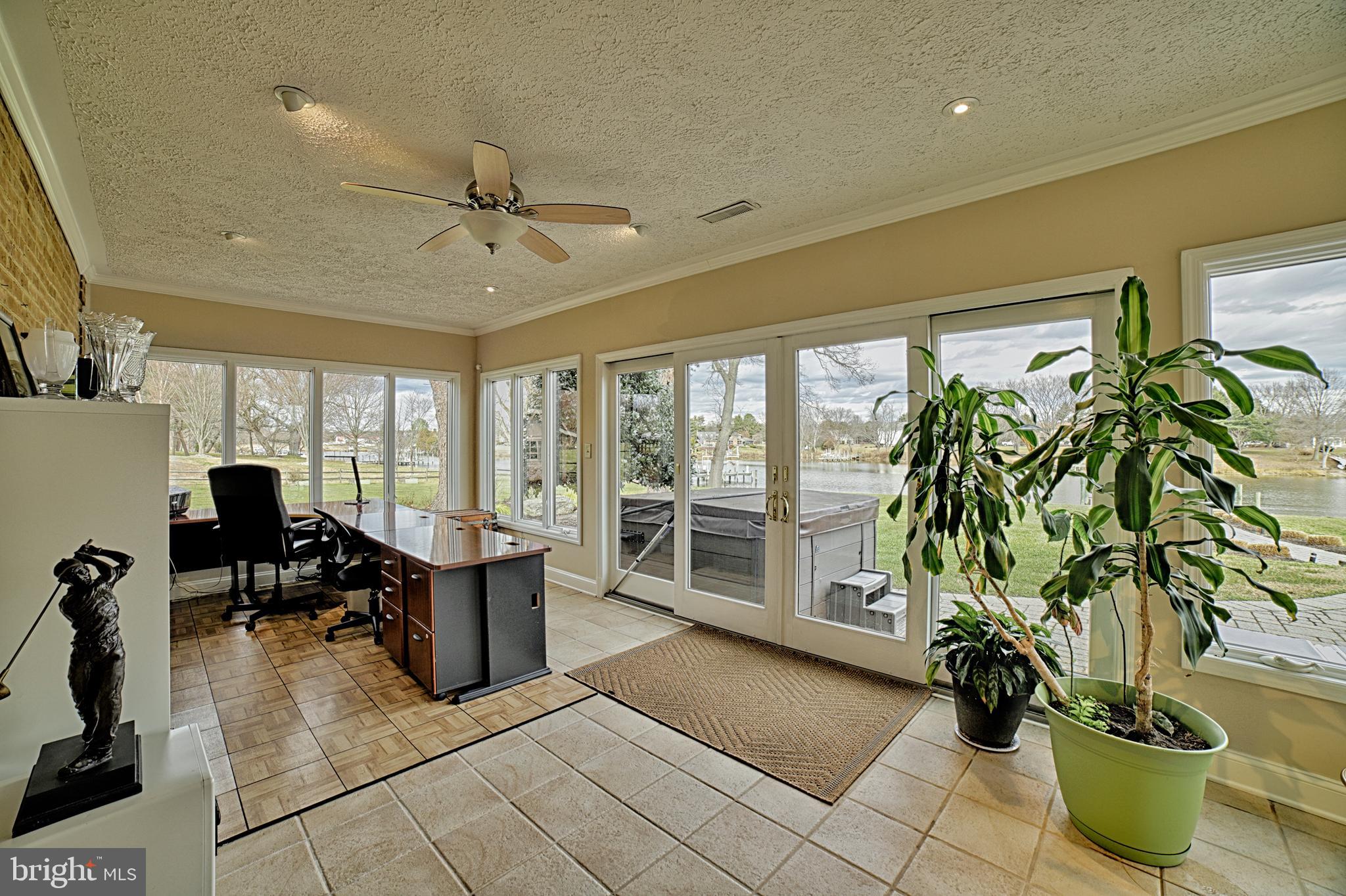 BELLE POINT FARM - Residential