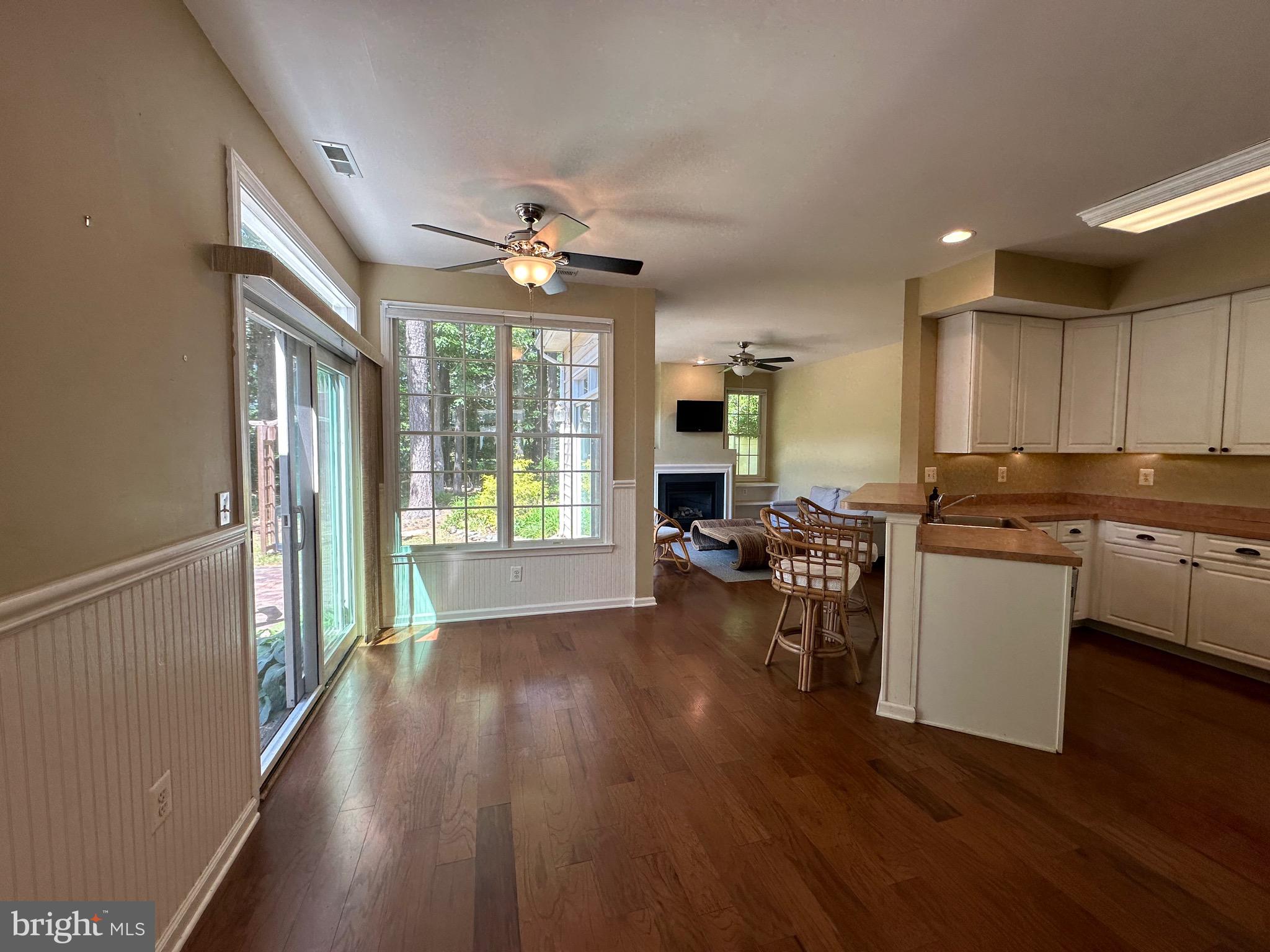 EASTON CLUB - Residential Lease