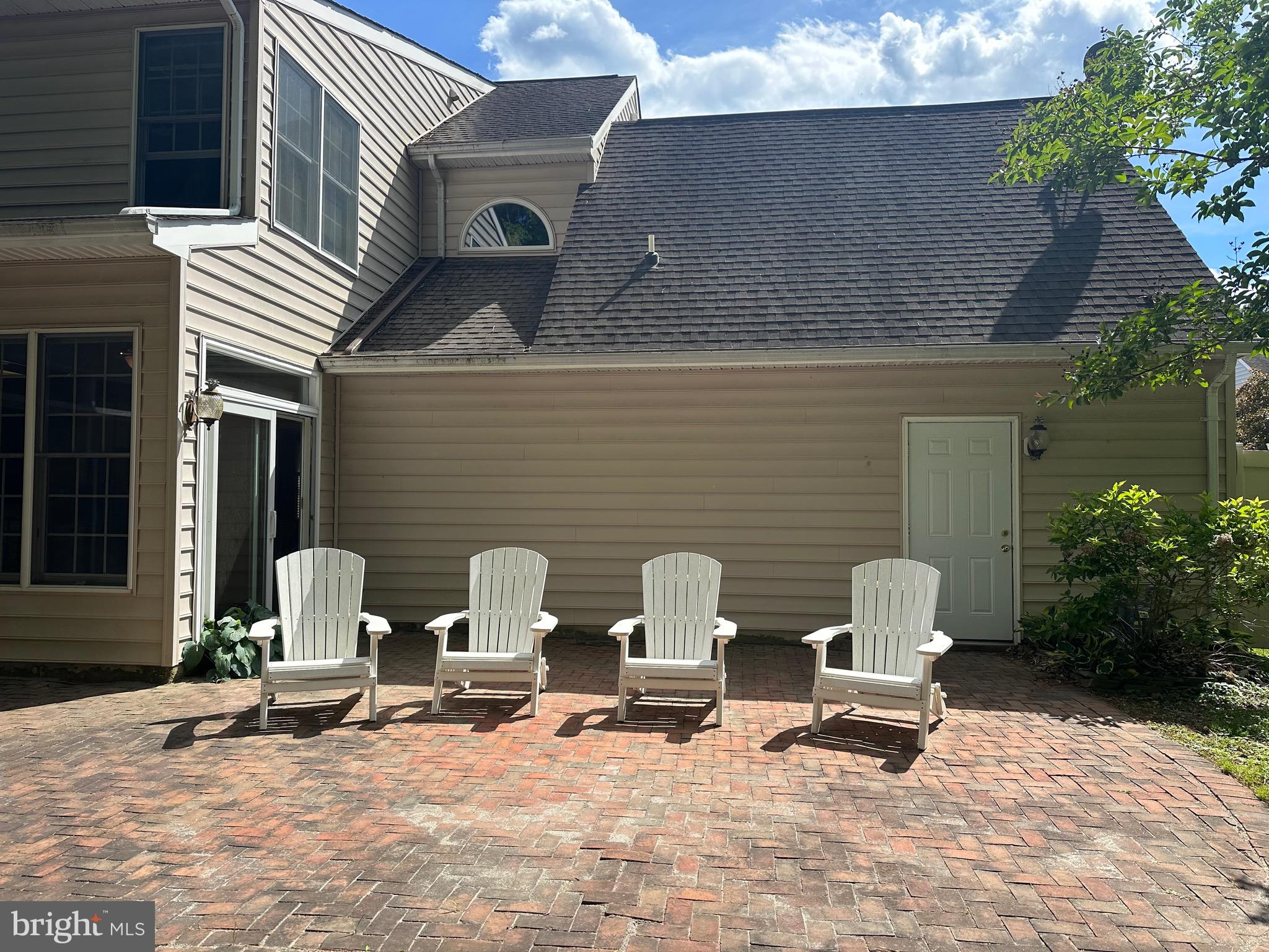 EASTON CLUB - Residential Lease