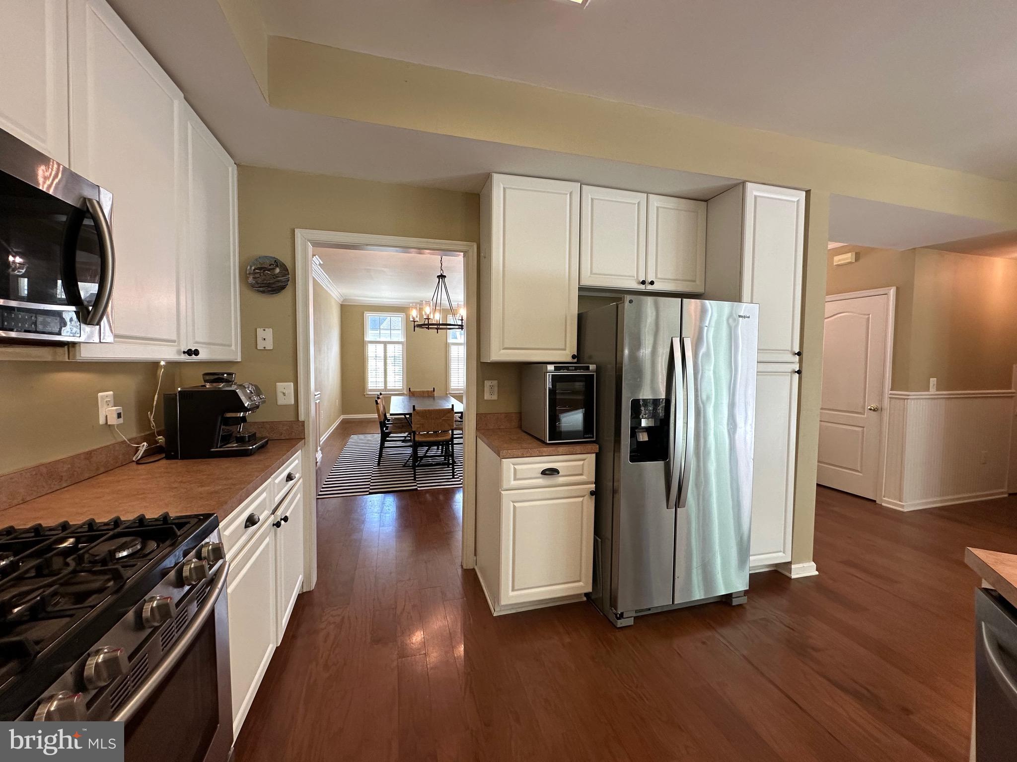 EASTON CLUB - Residential Lease