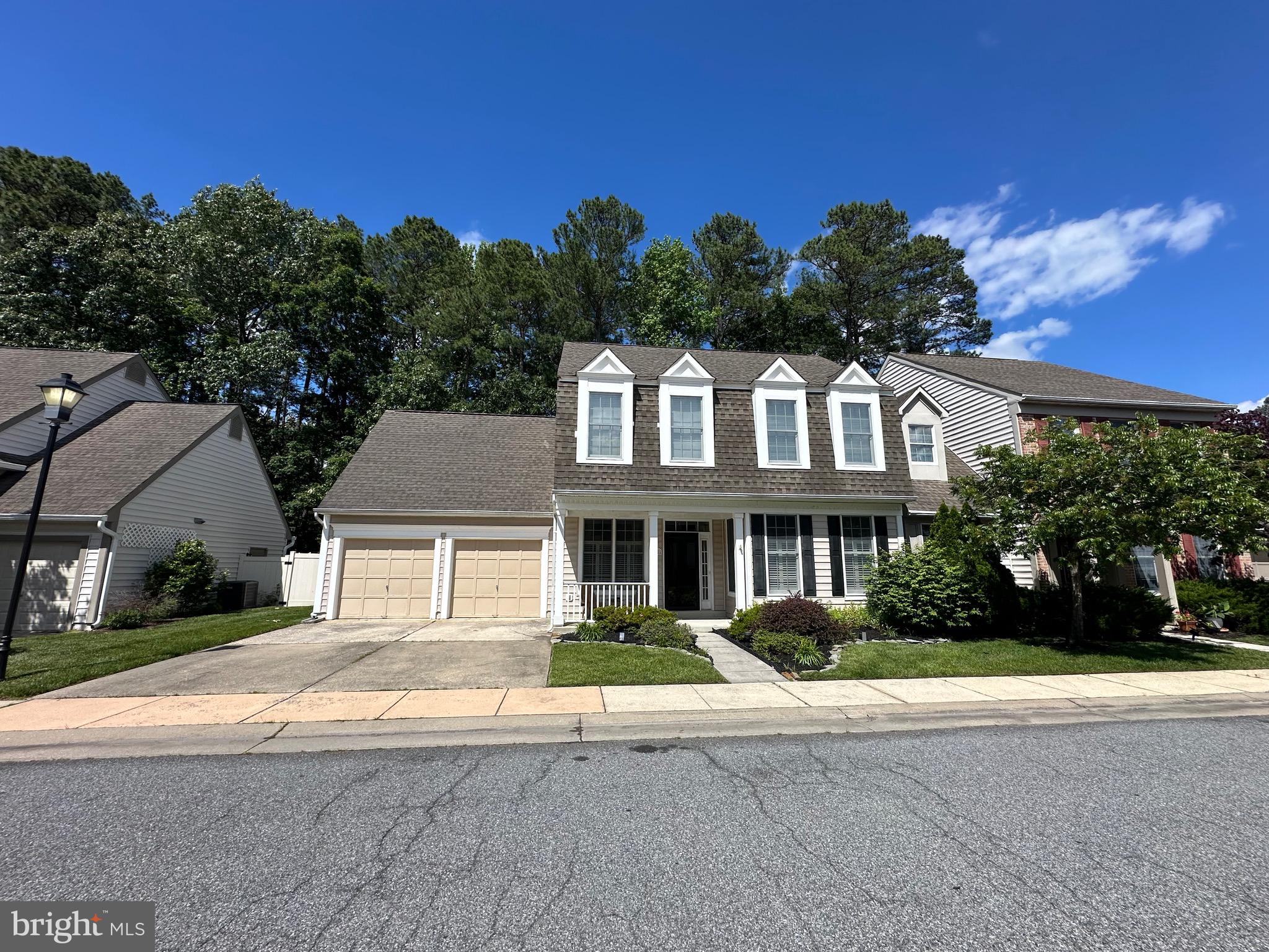 EASTON CLUB - Residential Lease