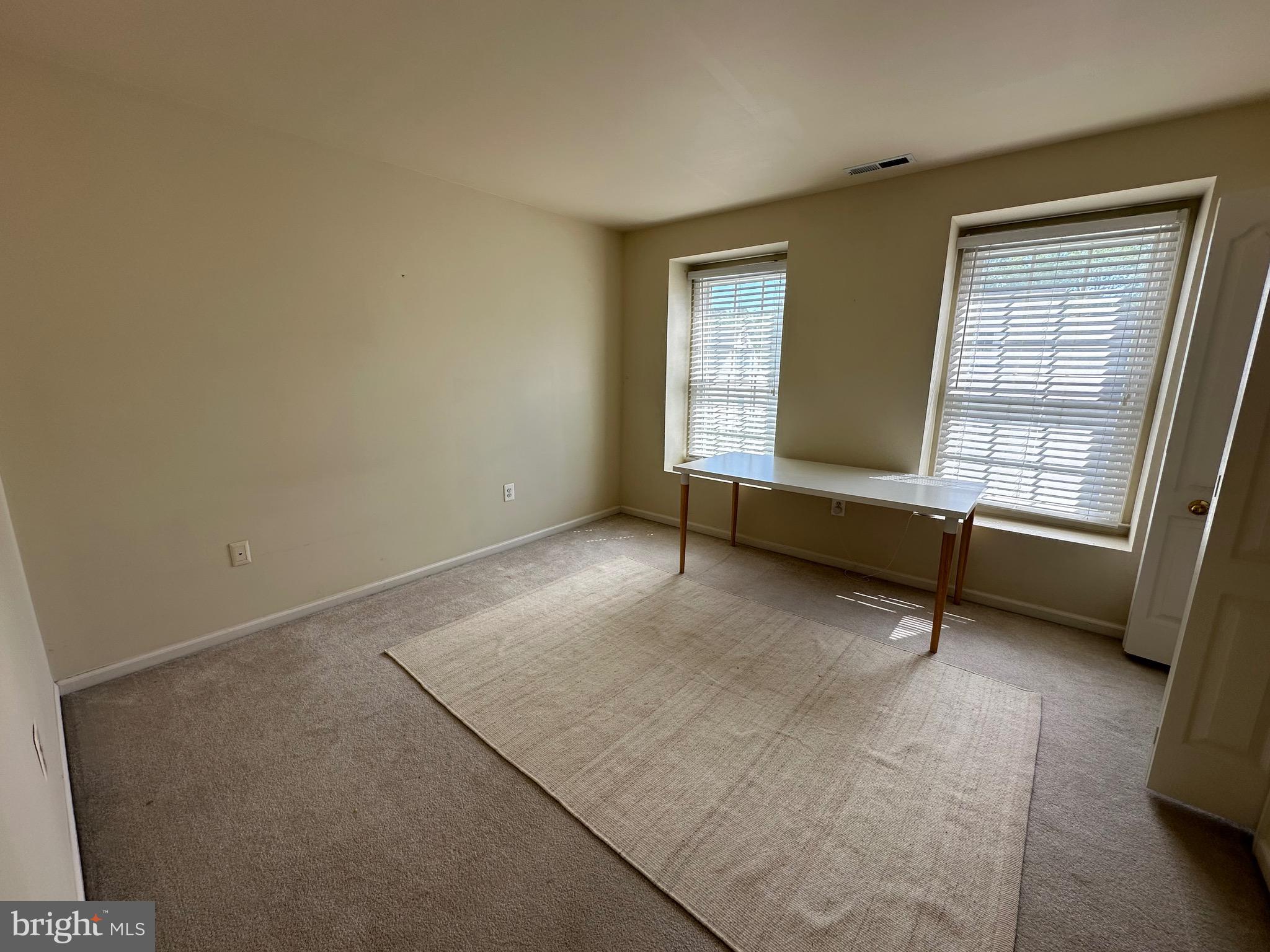 EASTON CLUB - Residential Lease