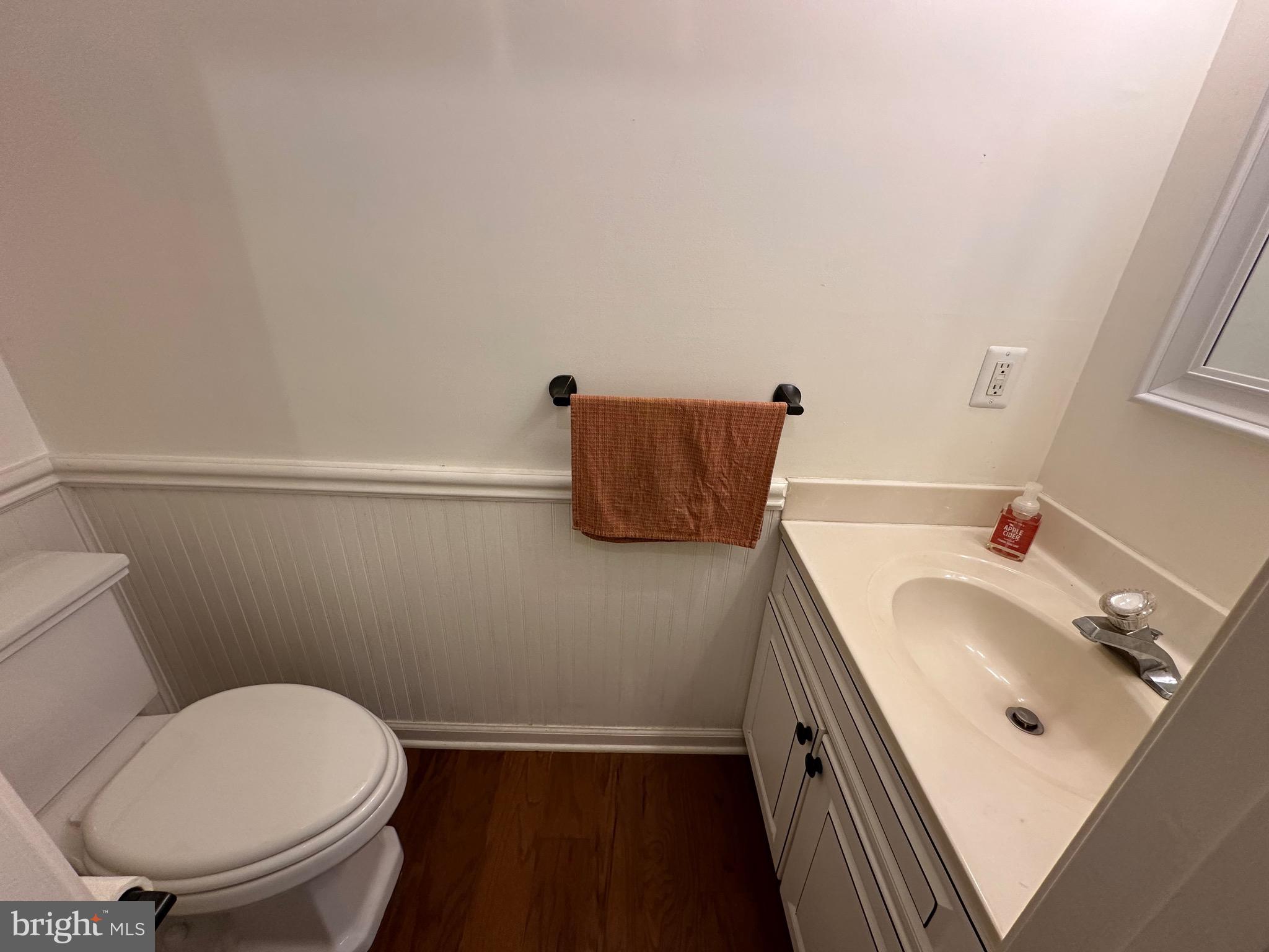 EASTON CLUB - Residential Lease