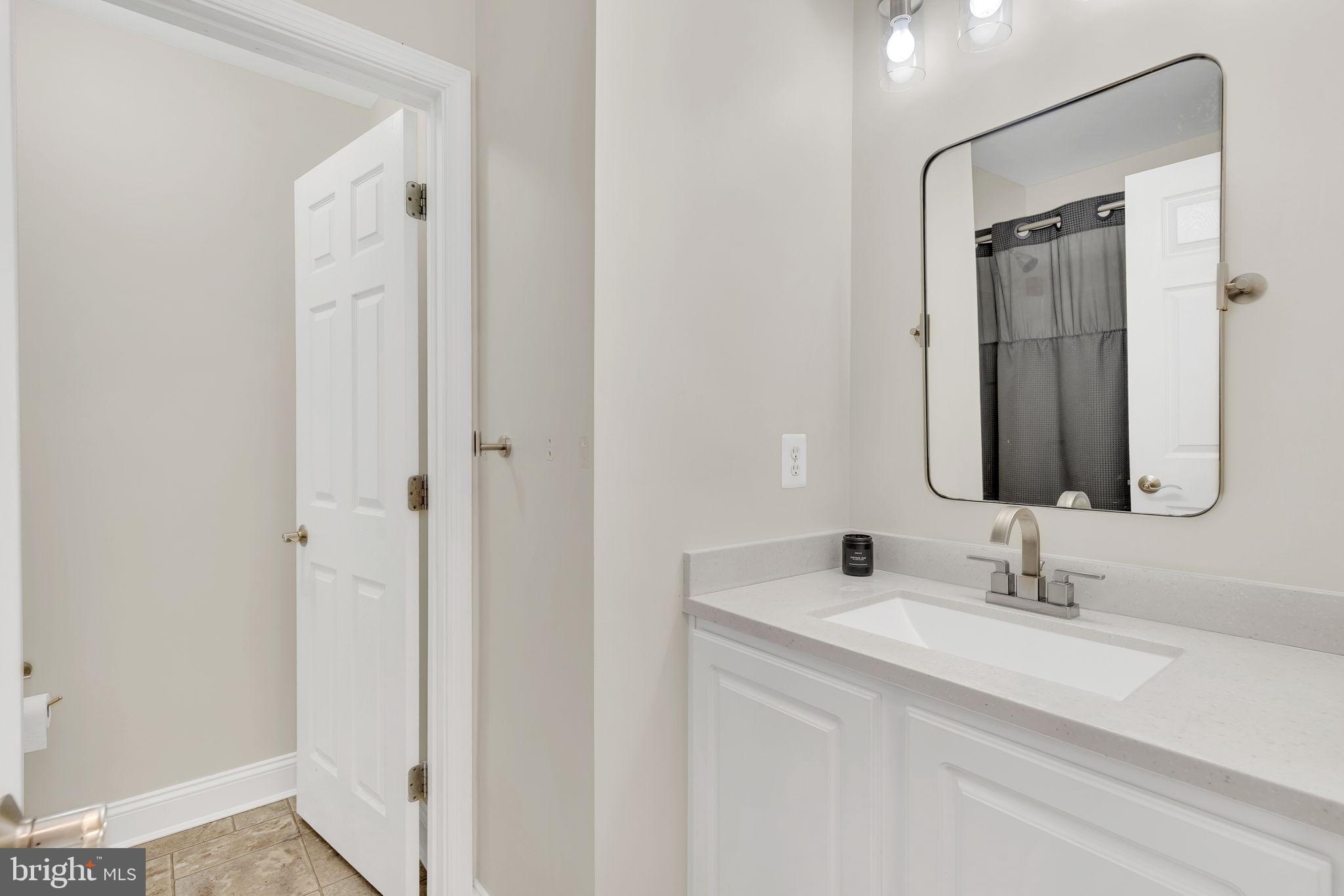 RAINBOW VILLAGE - Residential