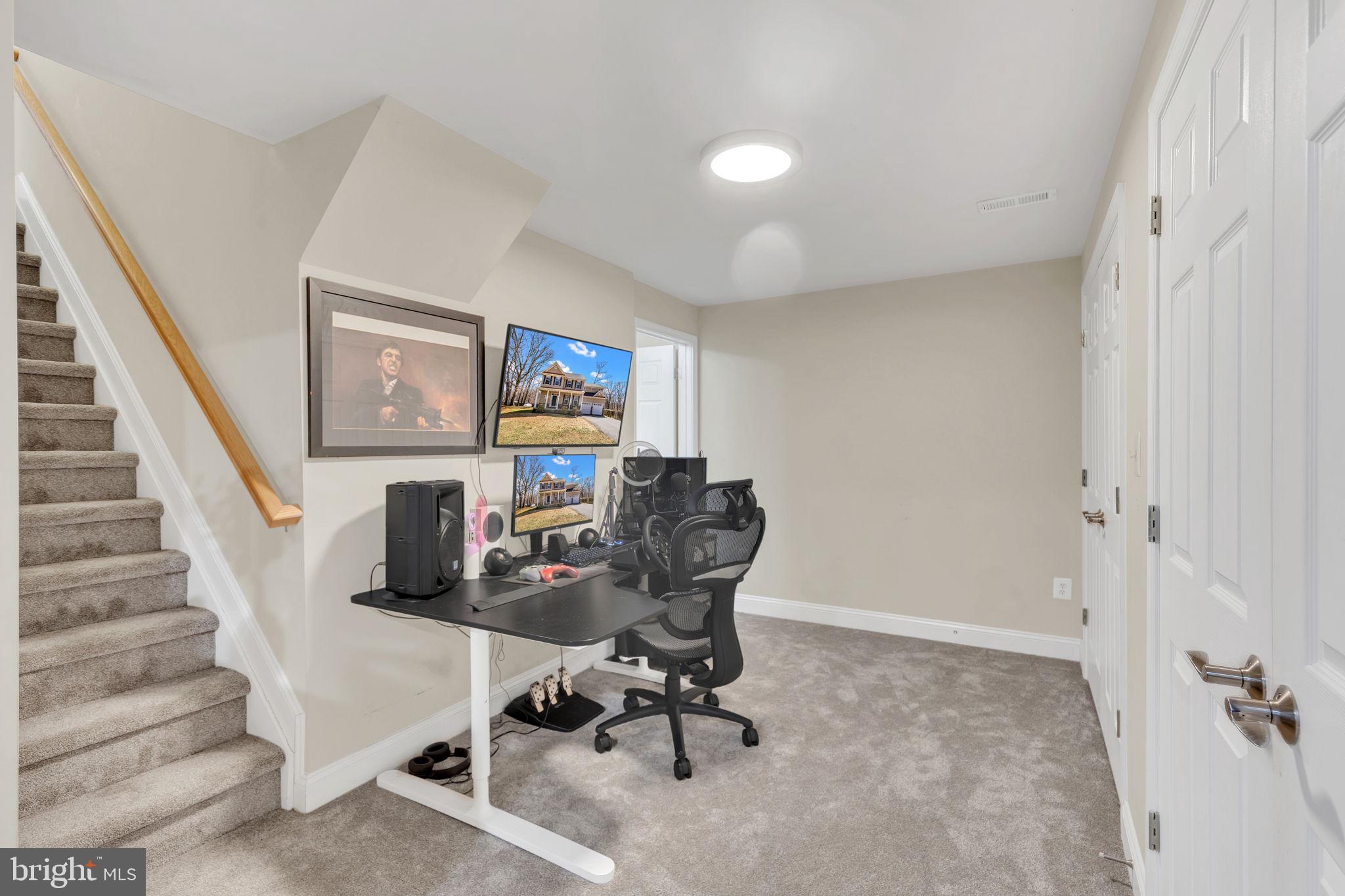 RAINBOW VILLAGE - Residential