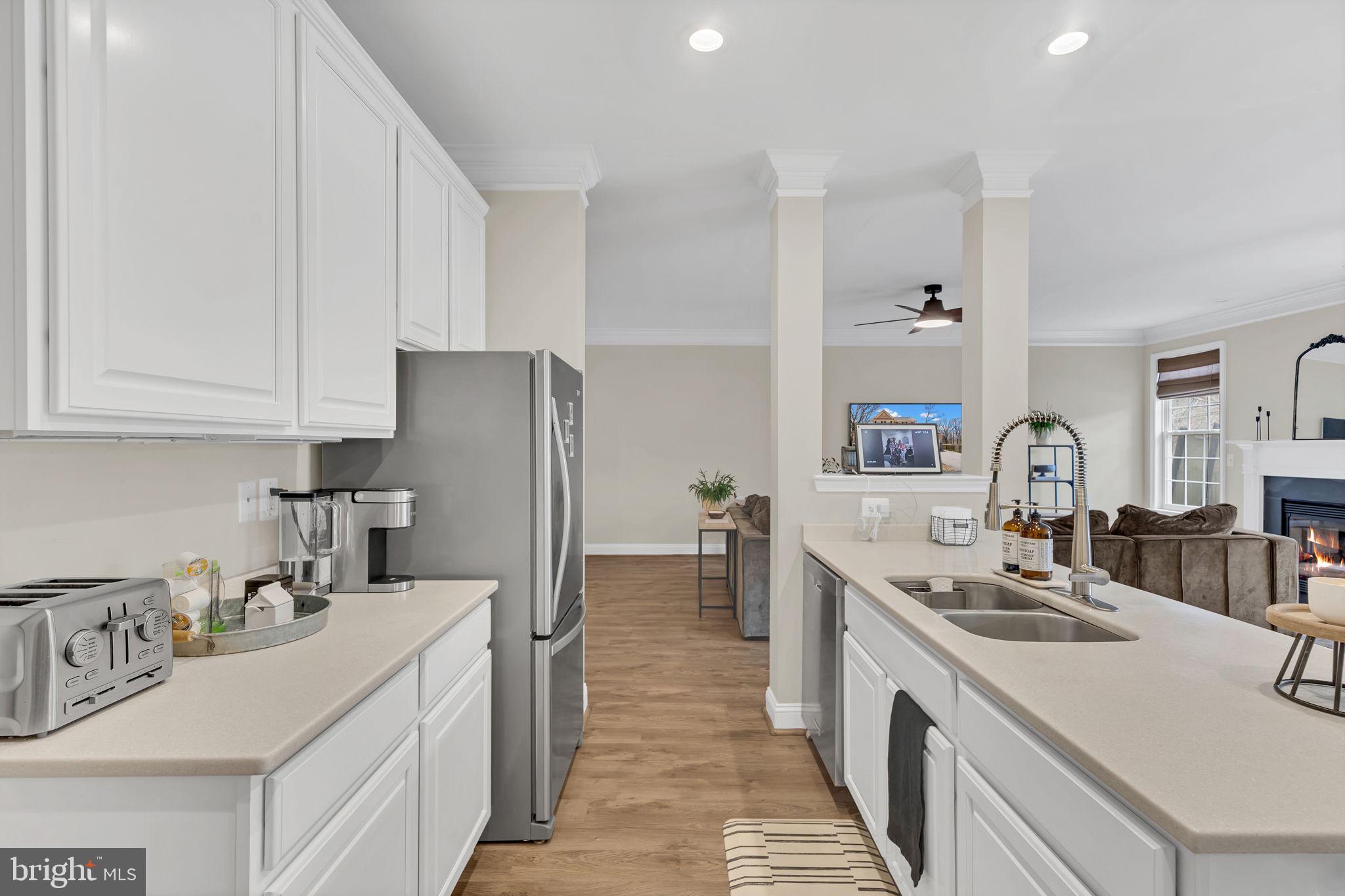 RAINBOW VILLAGE - Residential