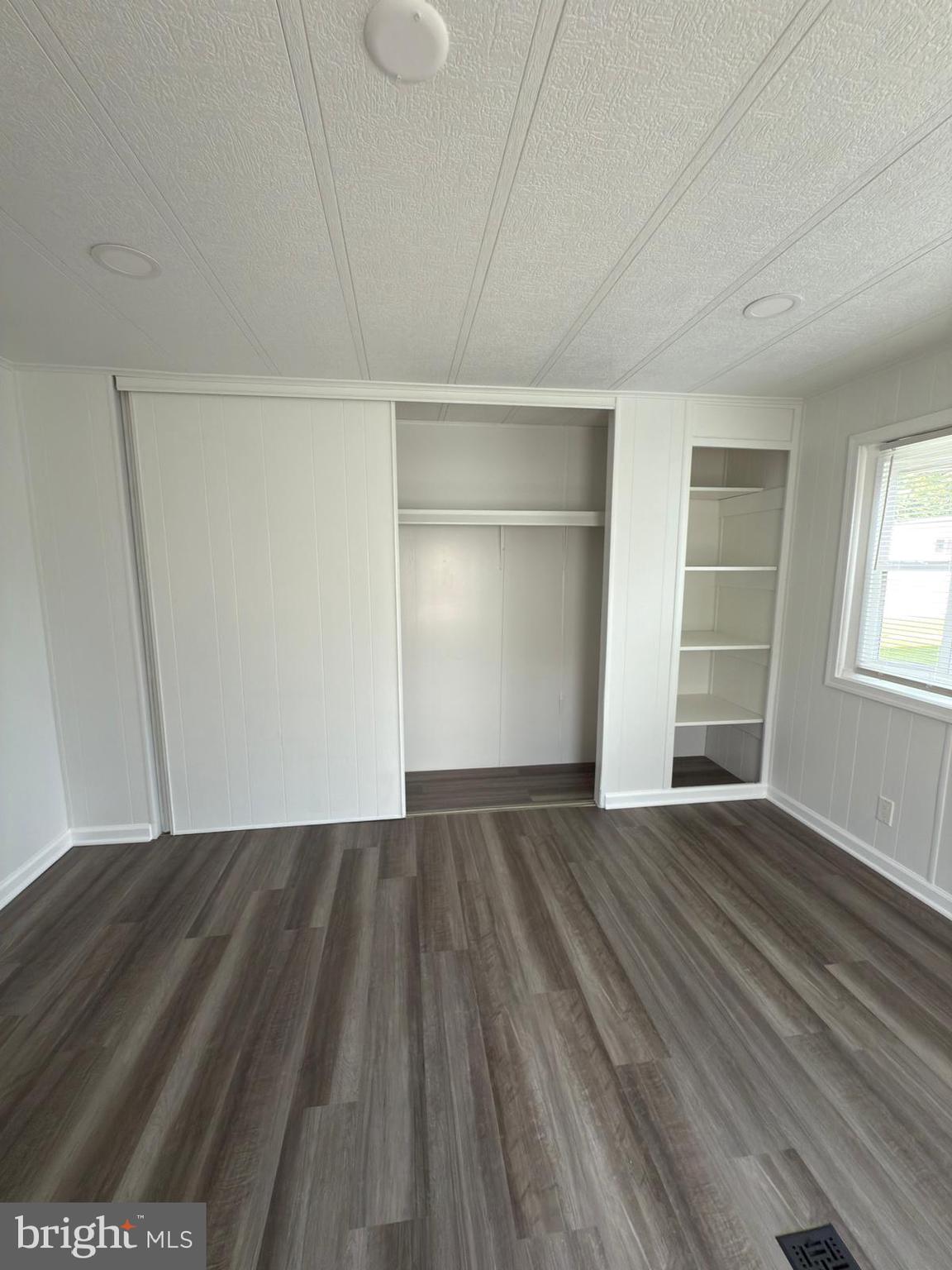 HARFORD VILLAGE - Residential