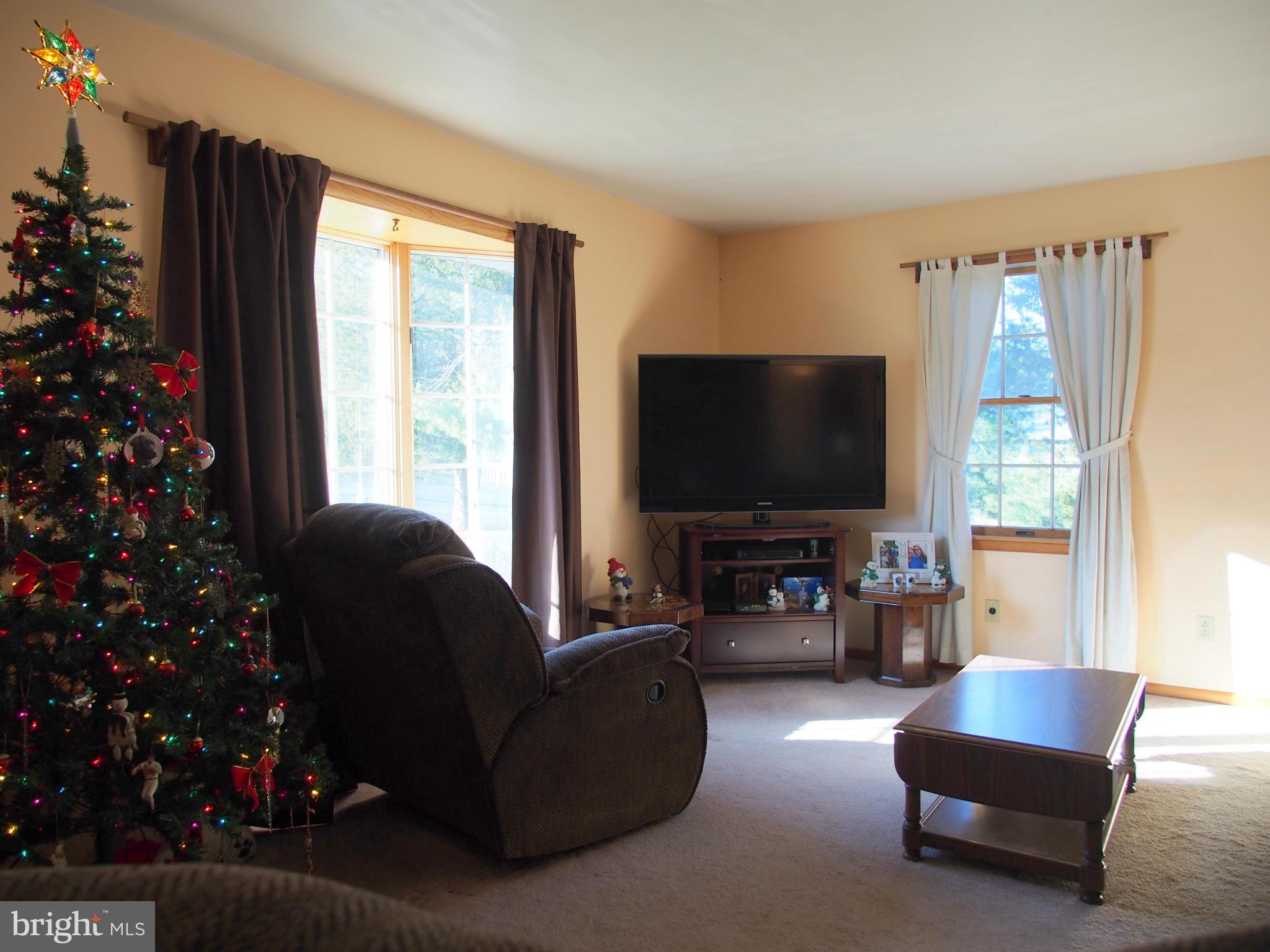 SHAWSVILLE ACRES - Residential