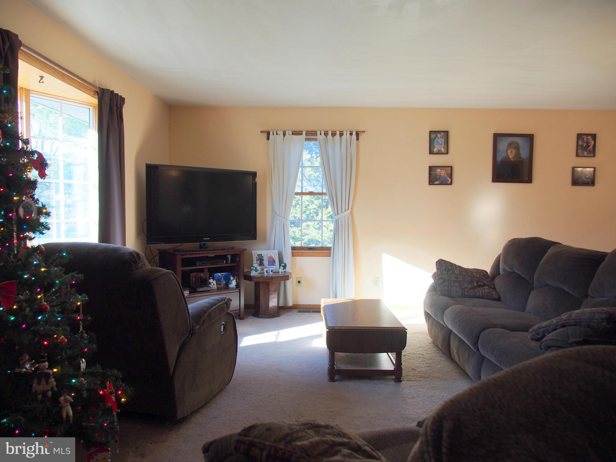 SHAWSVILLE ACRES - Residential