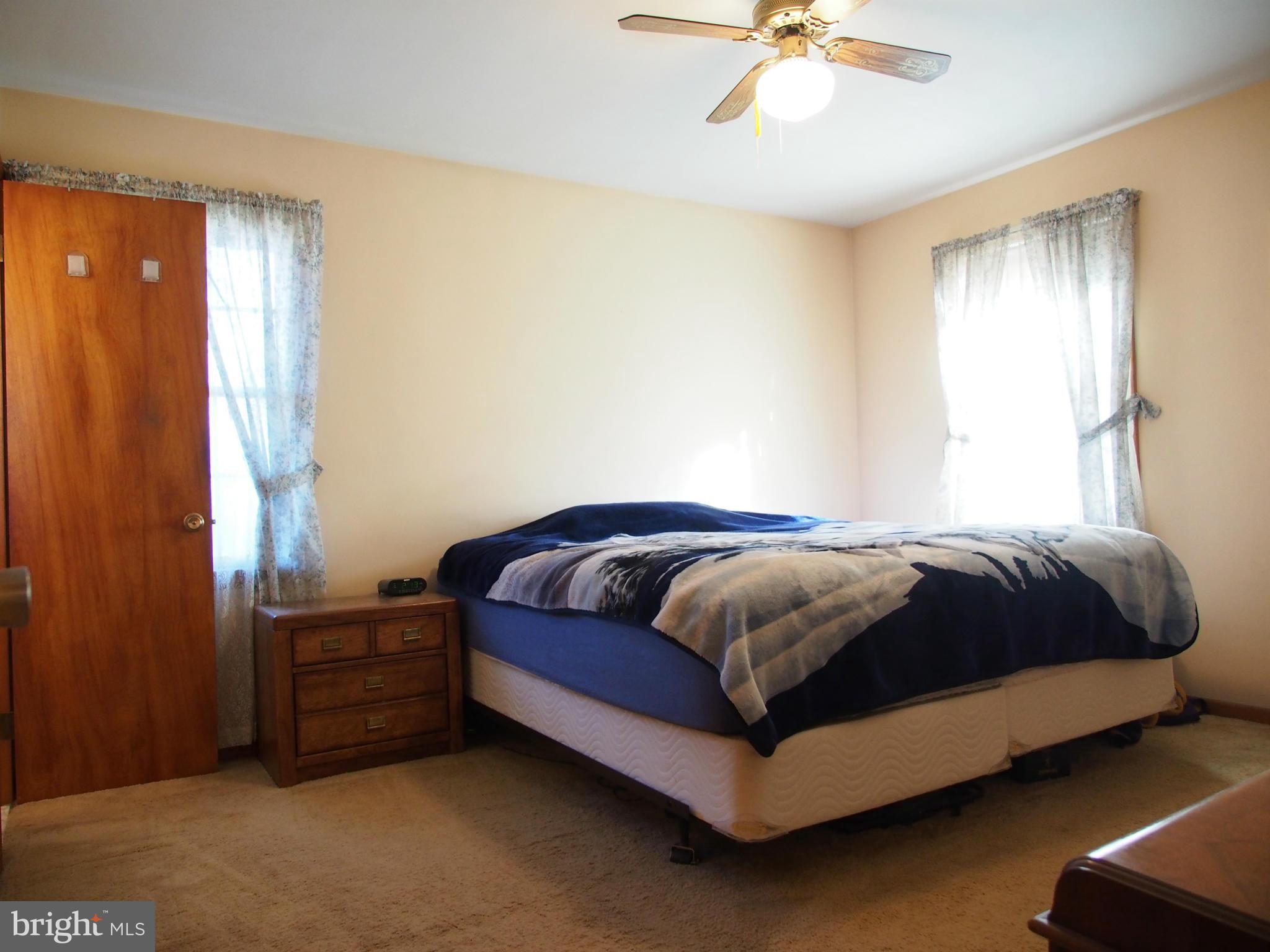 SHAWSVILLE ACRES - Residential