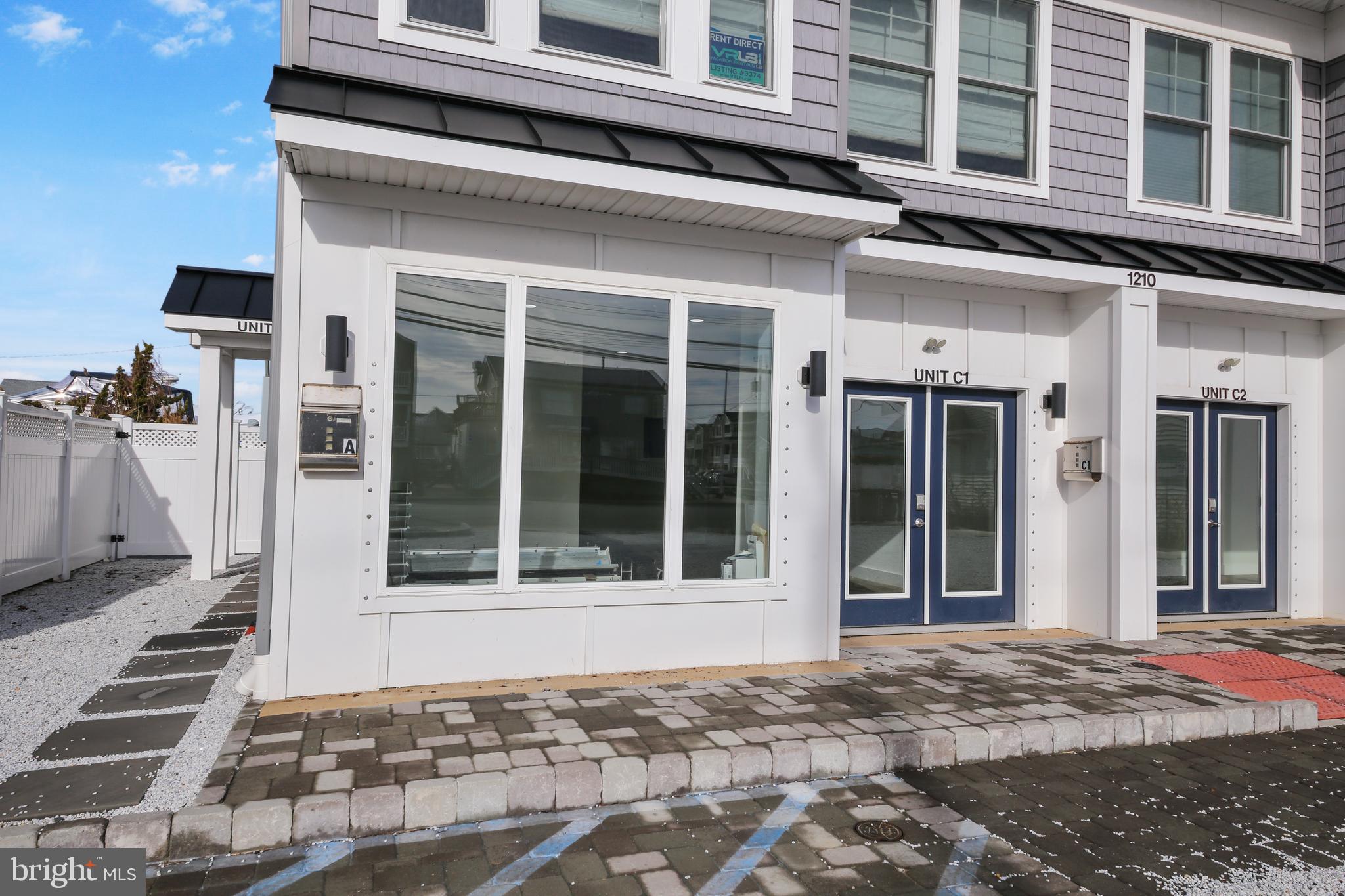 1210 LONG BEACH BOULEVARD C1-01