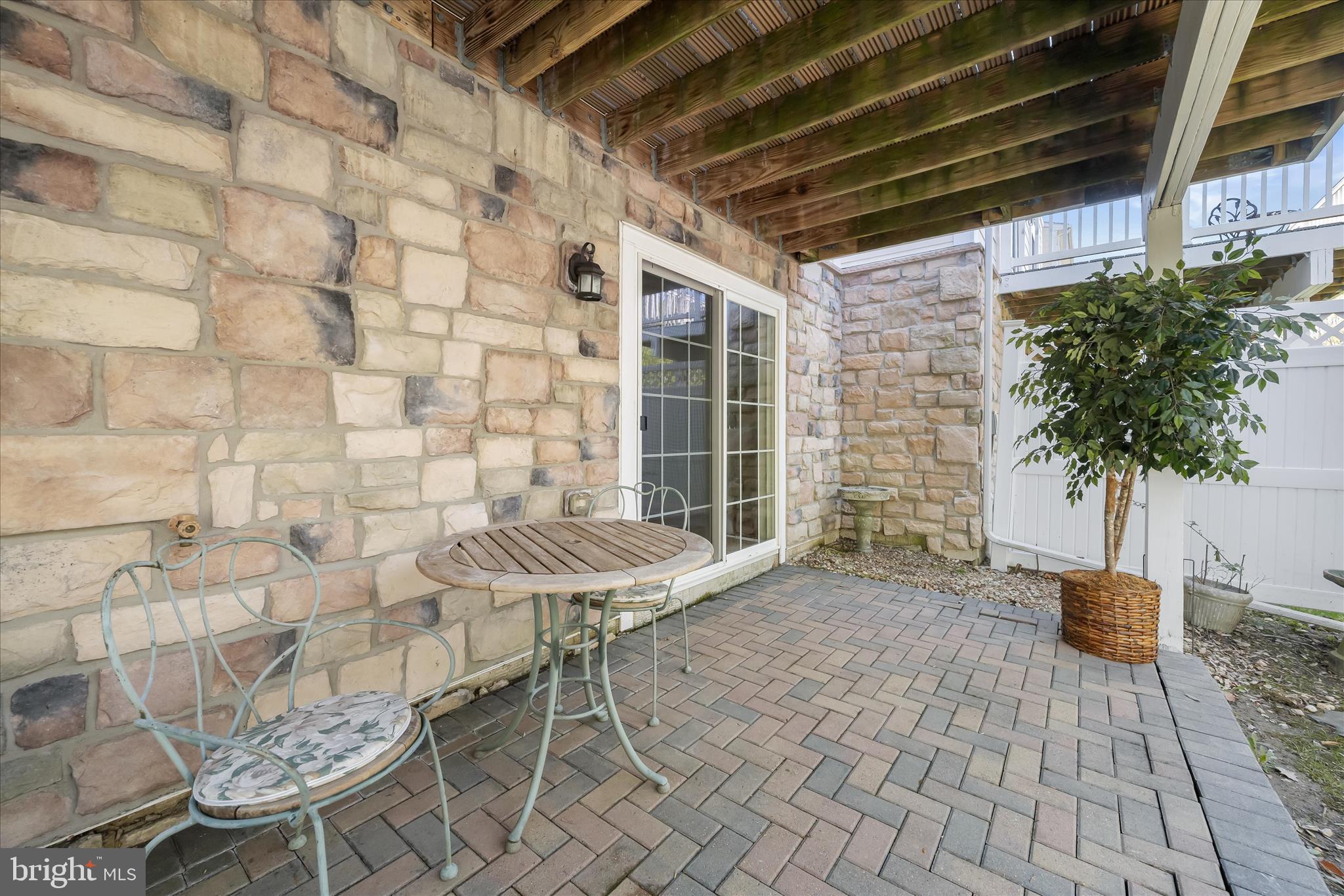 VILLAS AT SNOWDEN OVERLOOK - Residential