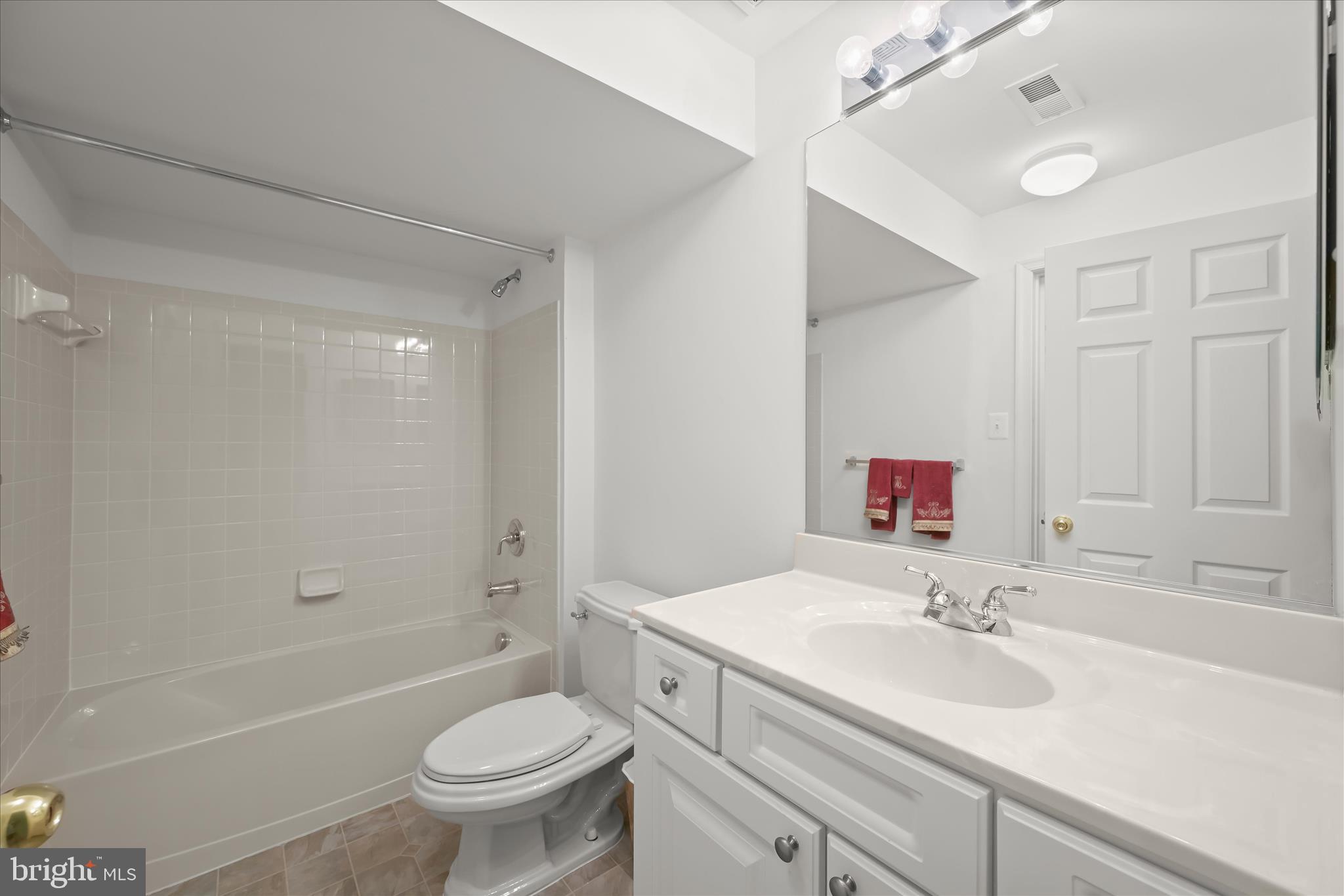 VILLAS AT SNOWDEN OVERLOOK - Residential