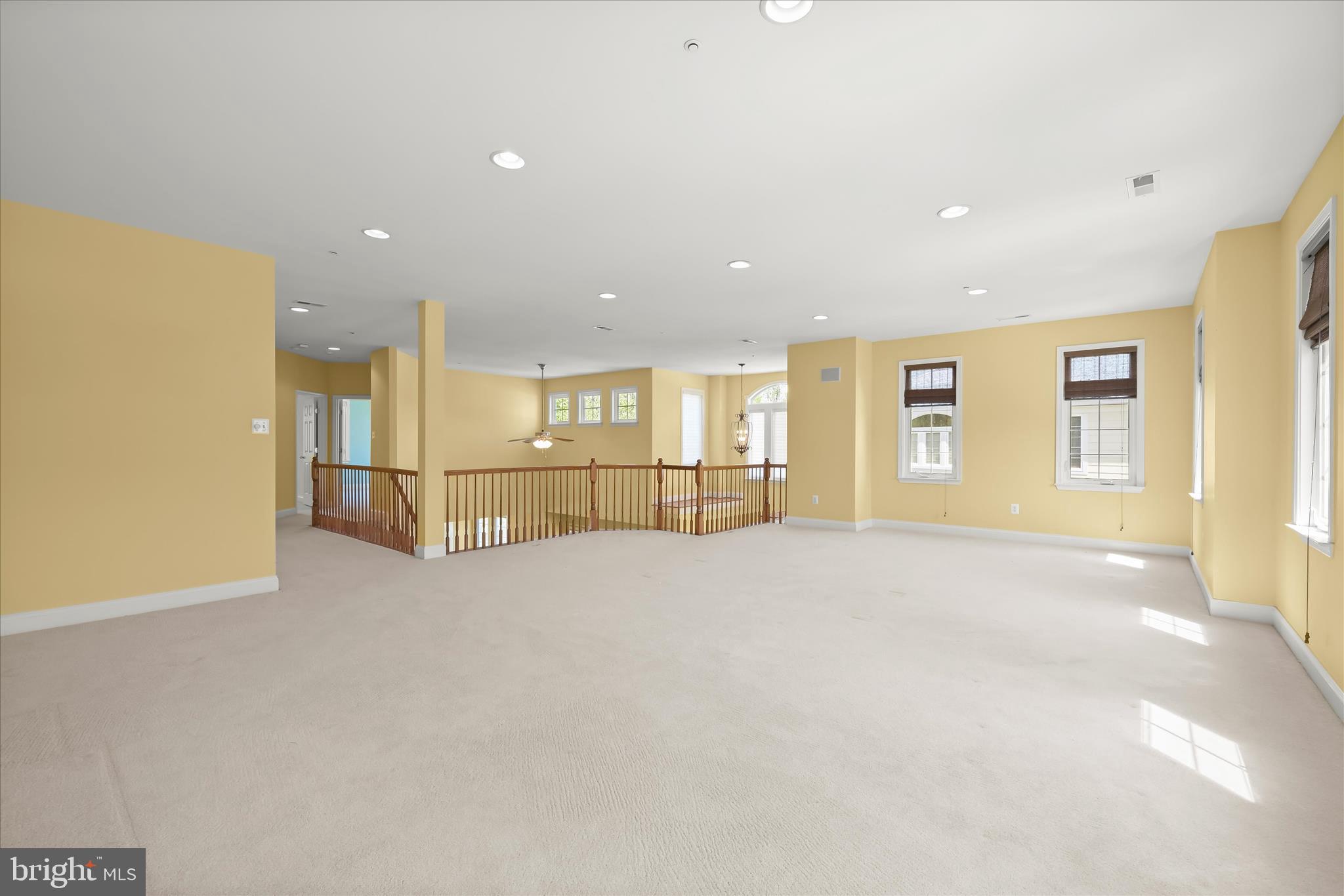 VILLAS AT SNOWDEN OVERLOOK - Residential