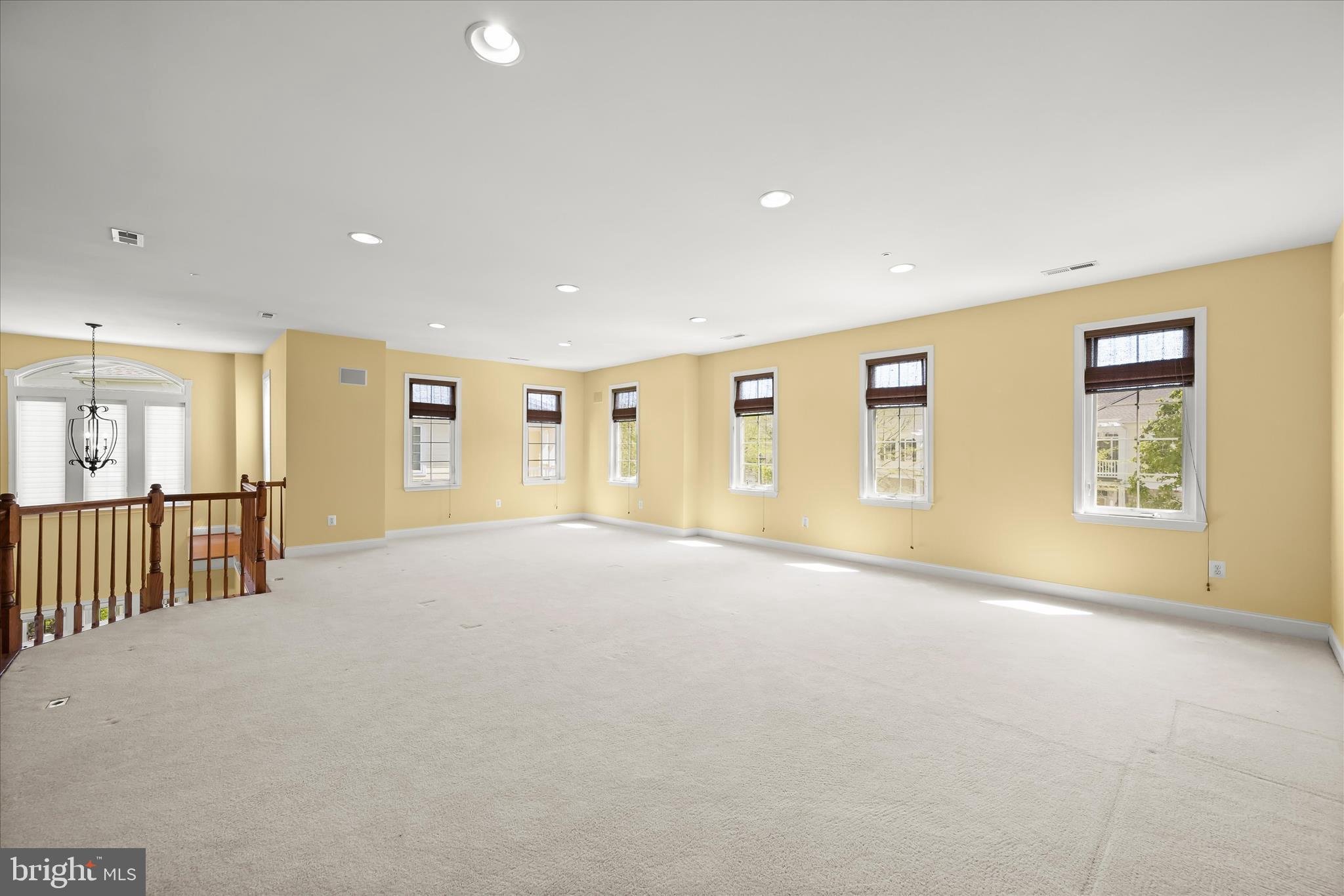 VILLAS AT SNOWDEN OVERLOOK - Residential