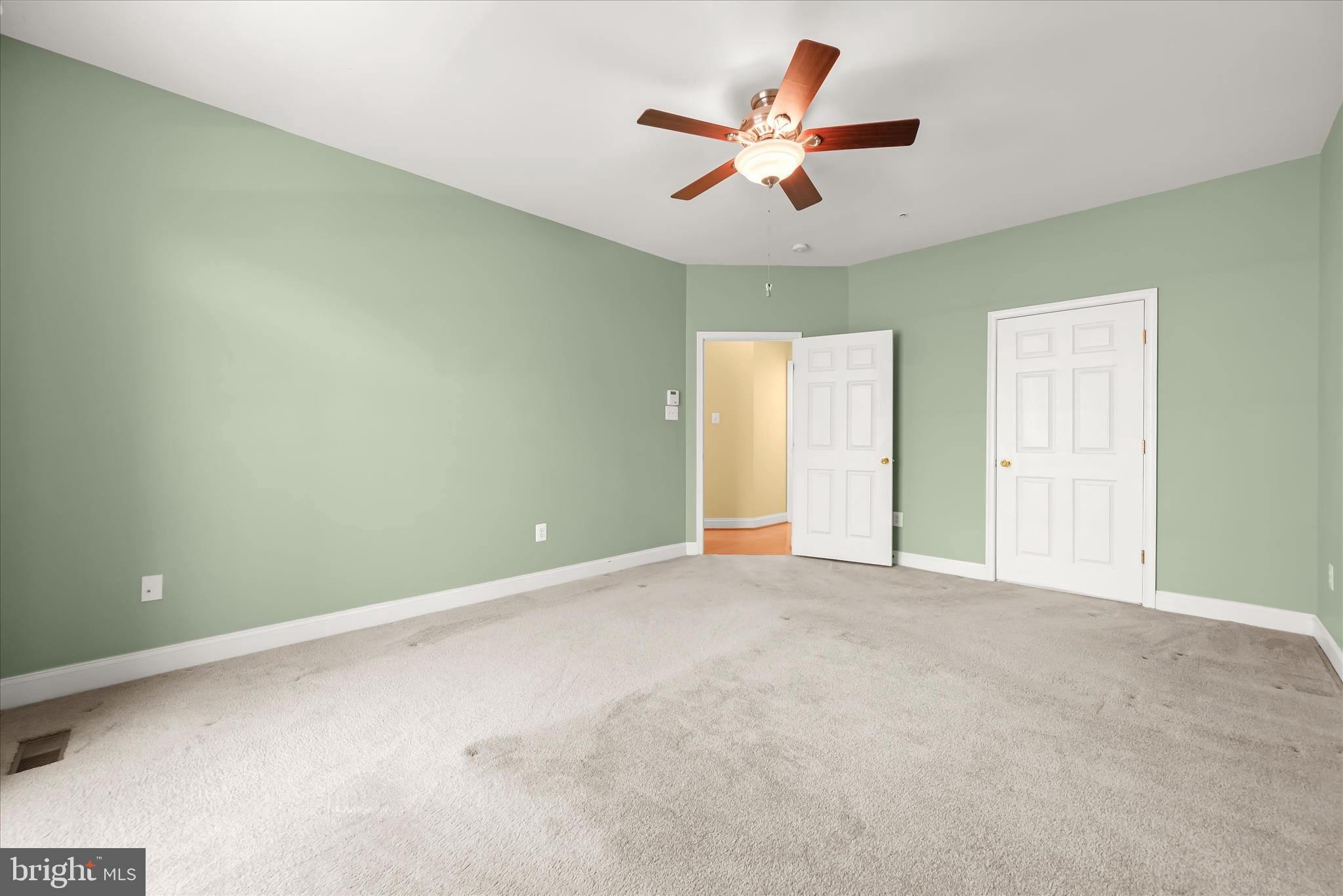 VILLAS AT SNOWDEN OVERLOOK - Residential