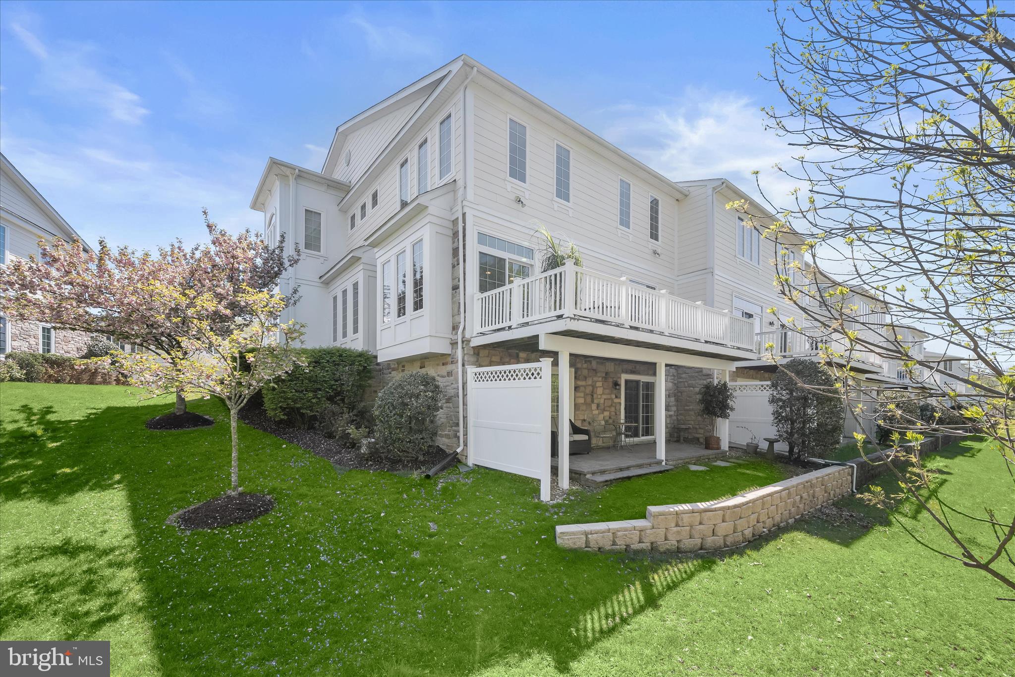 VILLAS AT SNOWDEN OVERLOOK - Residential
