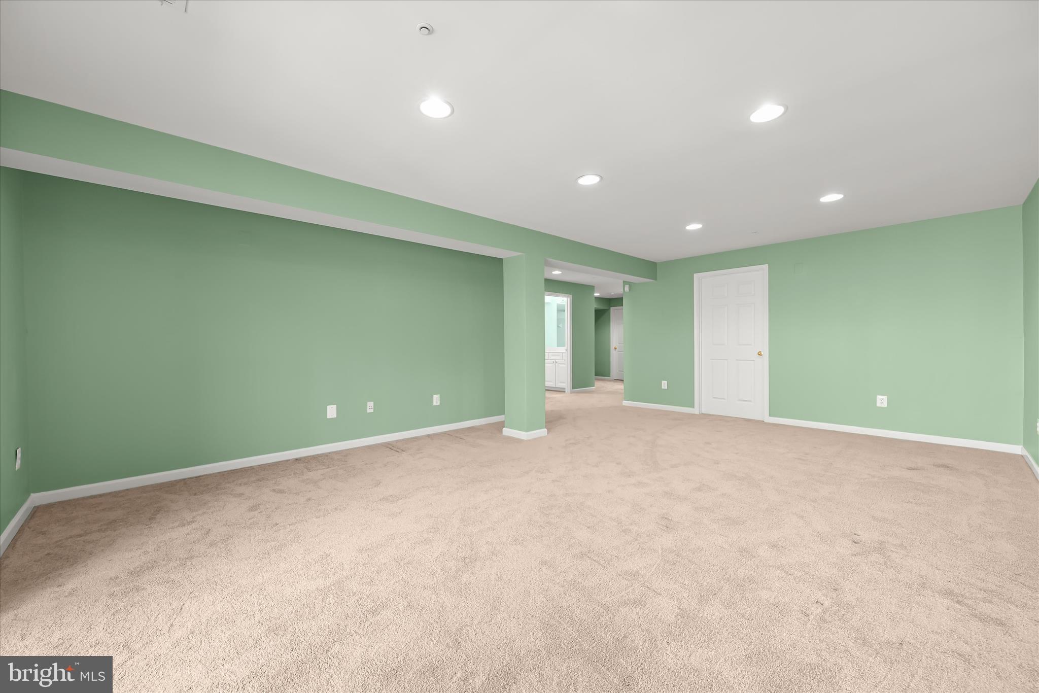 VILLAS AT SNOWDEN OVERLOOK - Residential