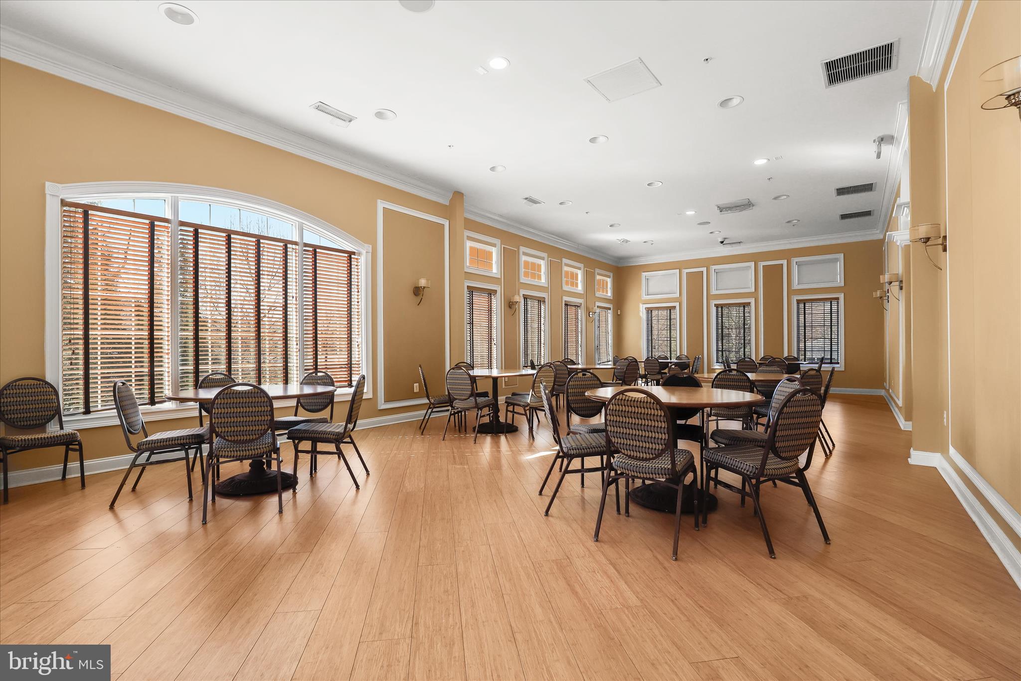 VILLAS AT SNOWDEN OVERLOOK - Residential