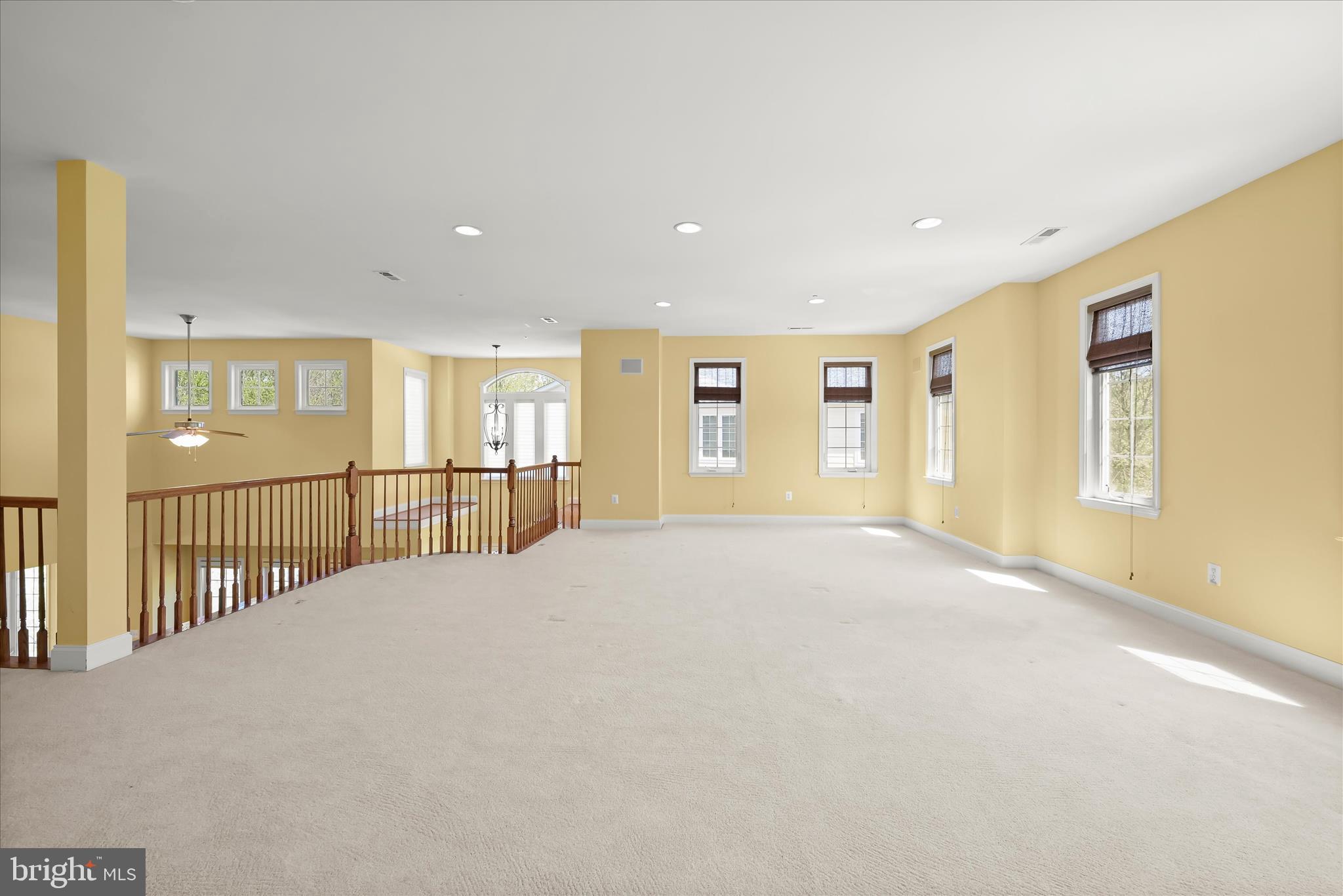 VILLAS AT SNOWDEN OVERLOOK - Residential