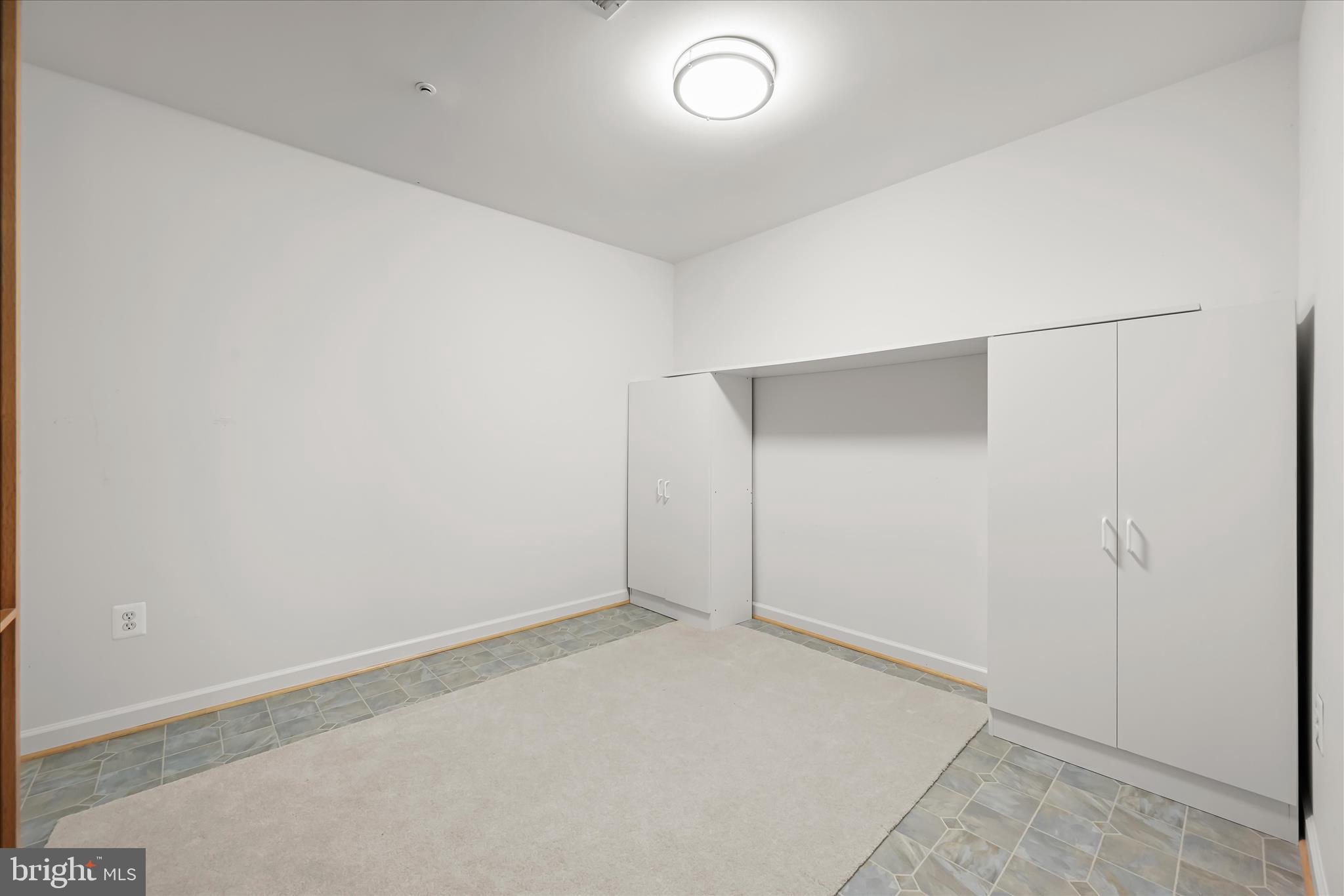 VILLAS AT SNOWDEN OVERLOOK - Residential