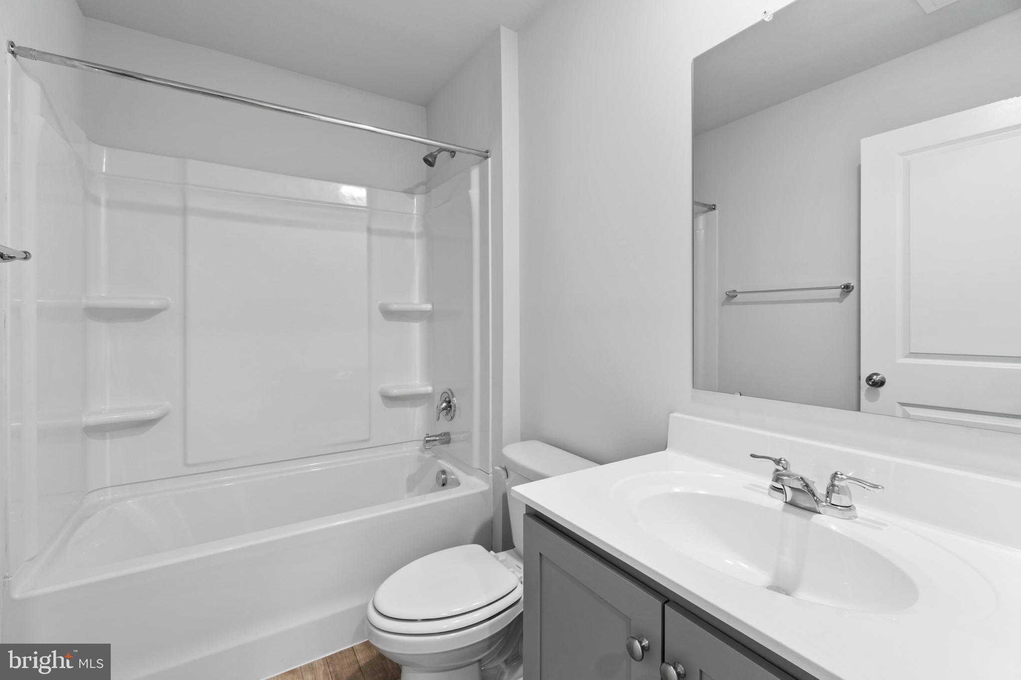 LADYSMITH VILLAGE - Residential