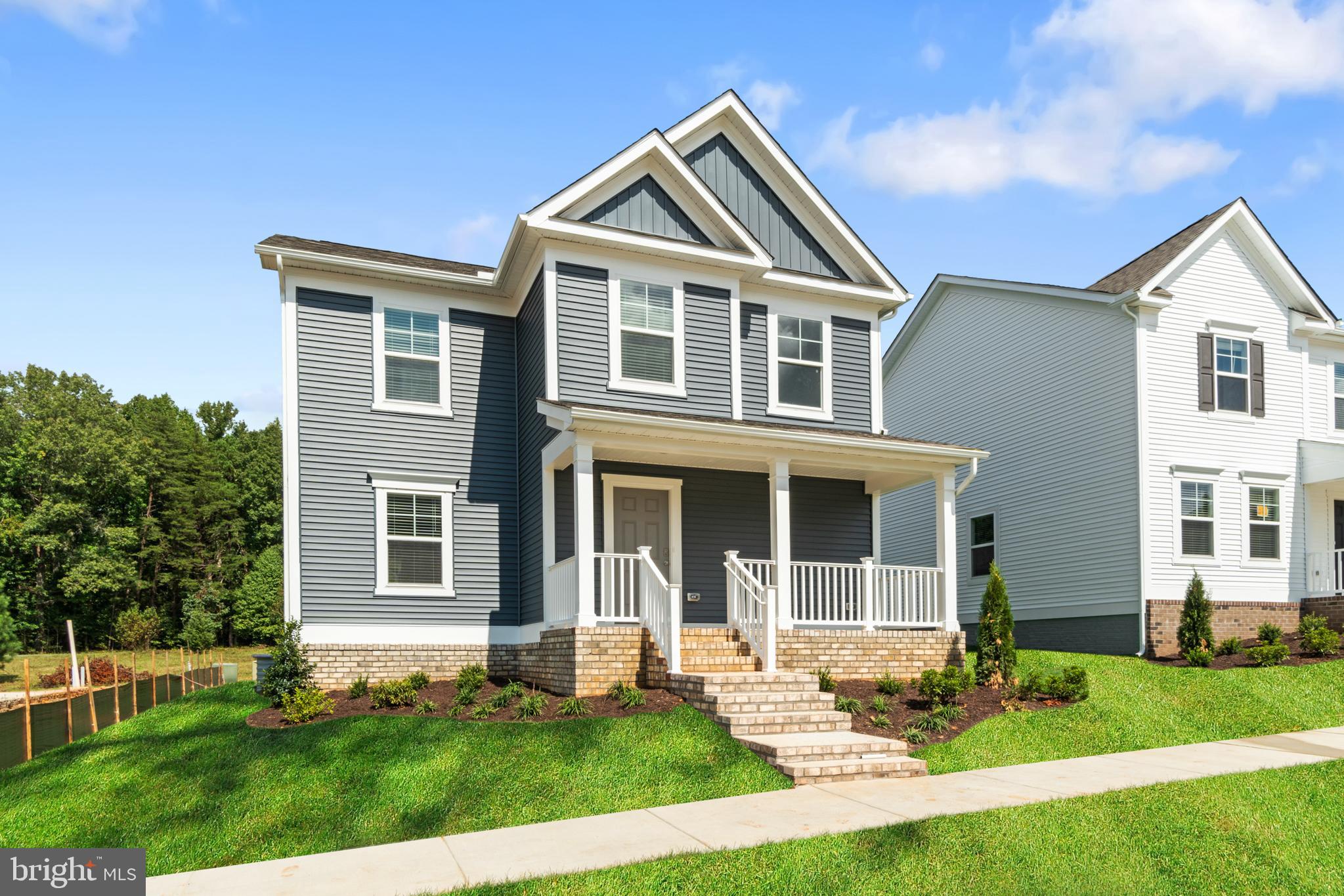 LADYSMITH VILLAGE - Residential