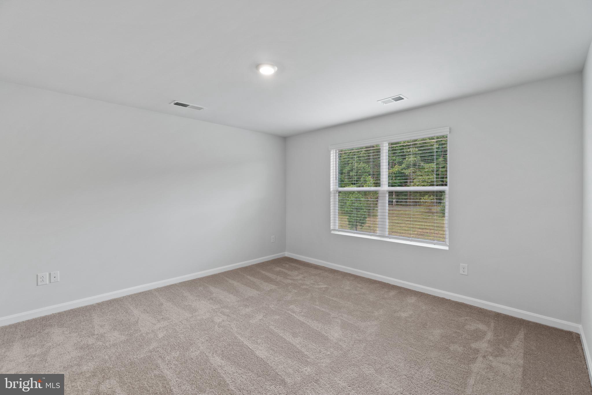 LADYSMITH VILLAGE - Residential