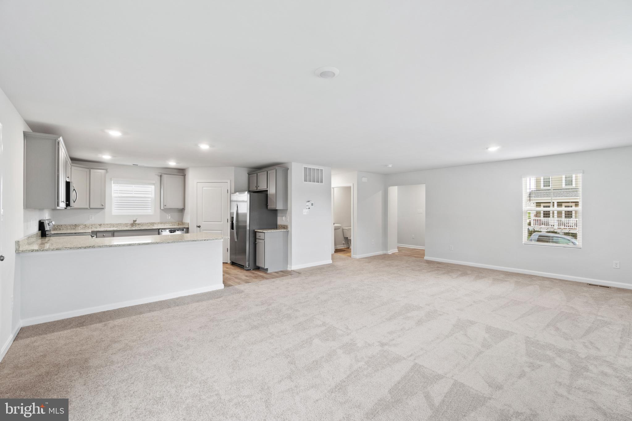 LADYSMITH VILLAGE - Residential