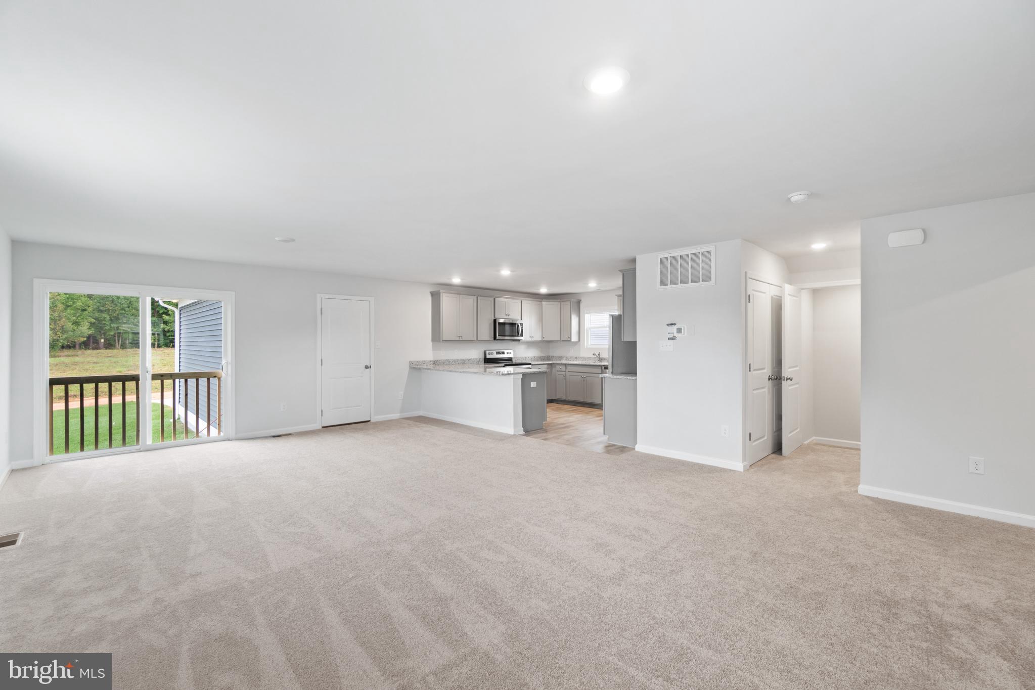 LADYSMITH VILLAGE - Residential