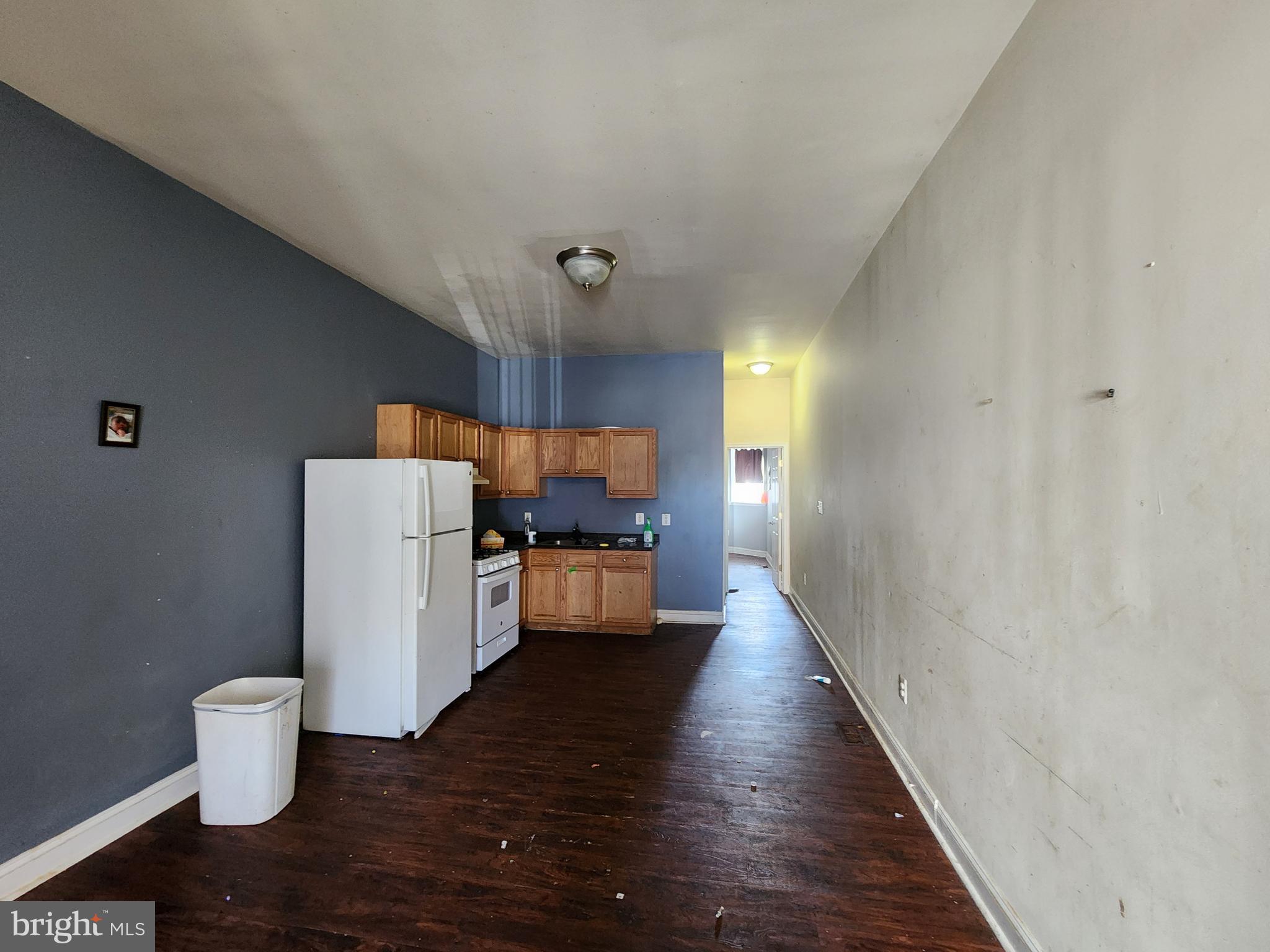 BALTIMORE HIGHLANDS - Residential