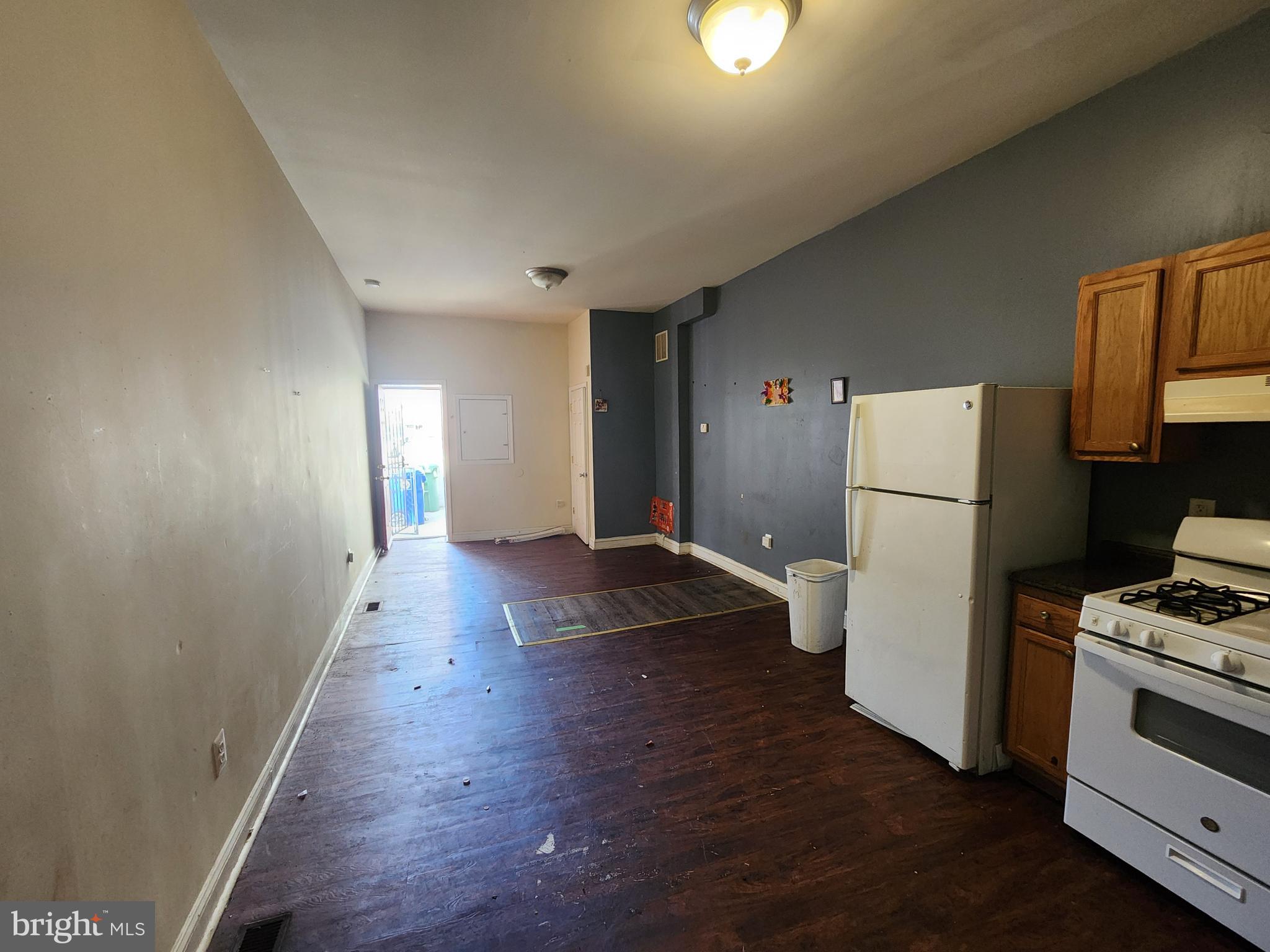 BALTIMORE HIGHLANDS - Residential