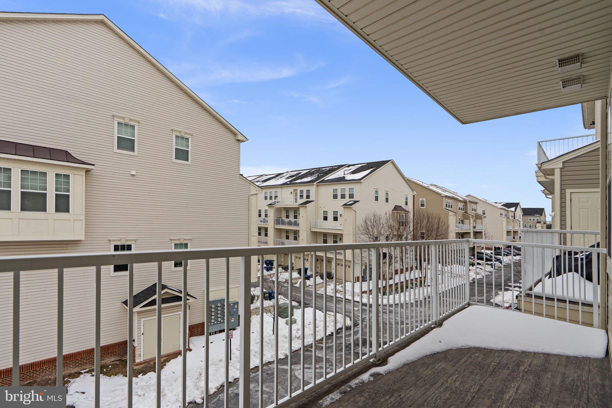 OXFORD SQUARE - Residential