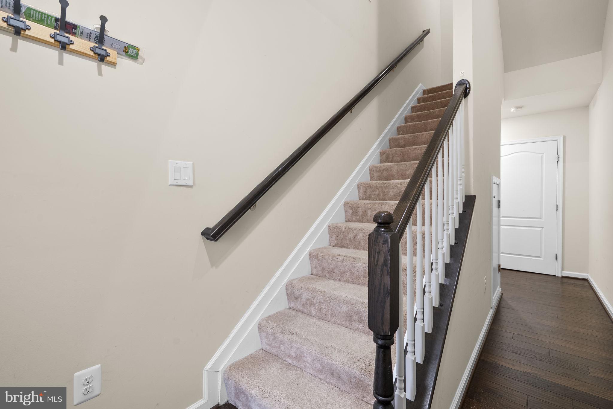 OXFORD SQUARE - Residential