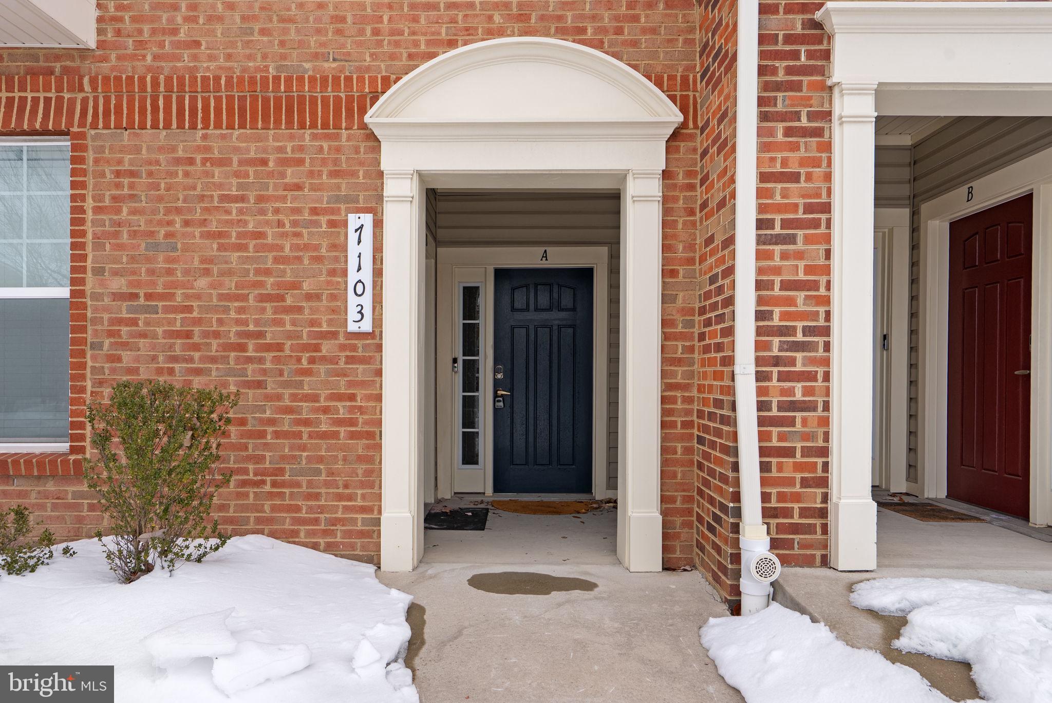 OXFORD SQUARE - Residential