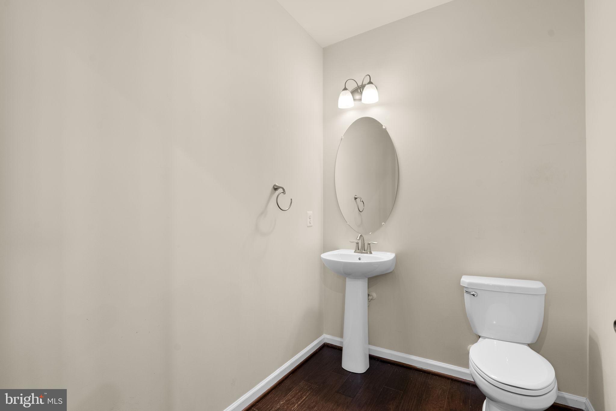 OXFORD SQUARE - Residential