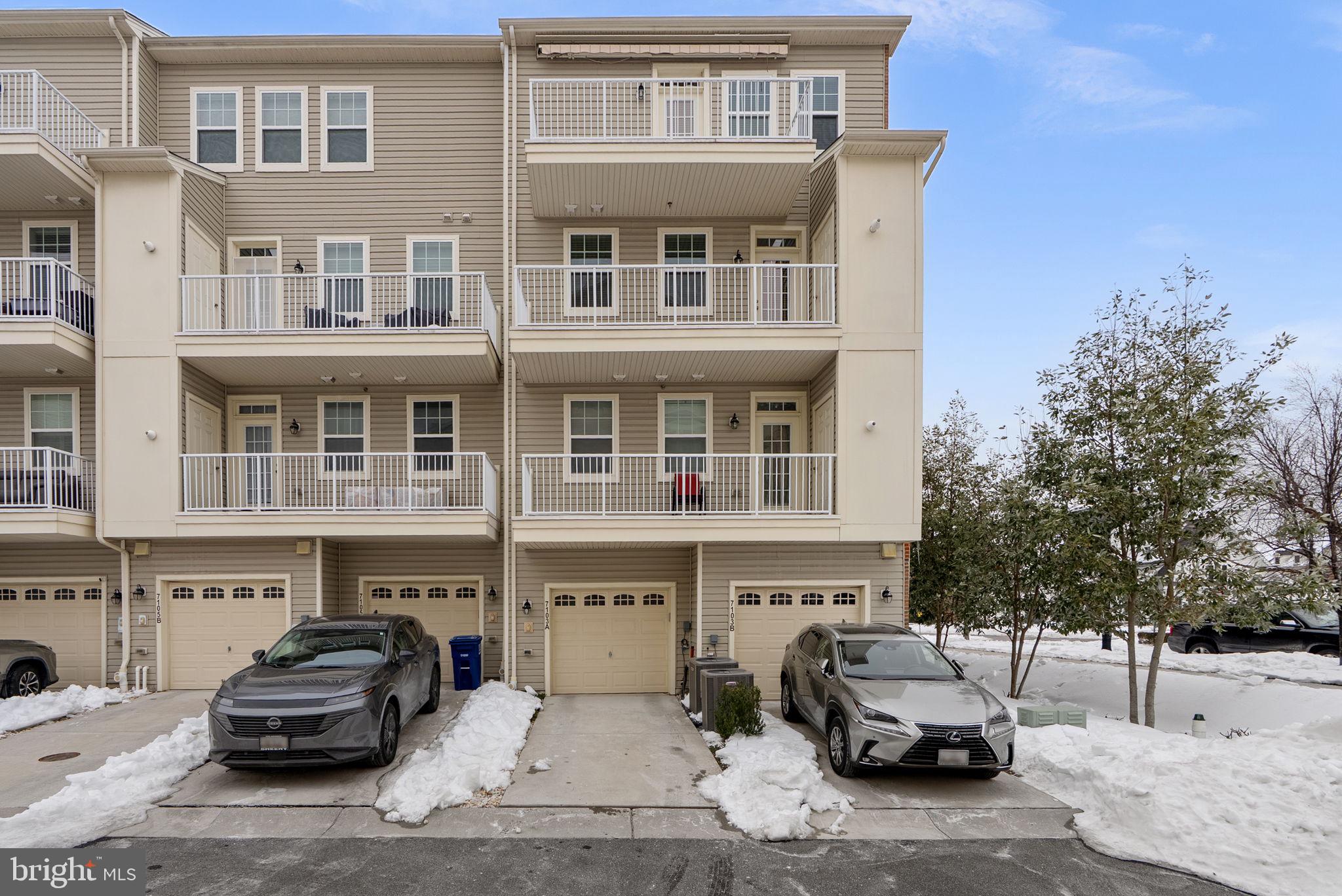 OXFORD SQUARE - Residential