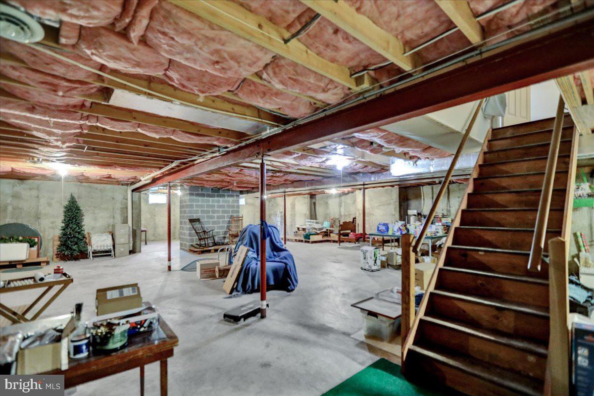 WILSHIRE MEADOWS - Residential