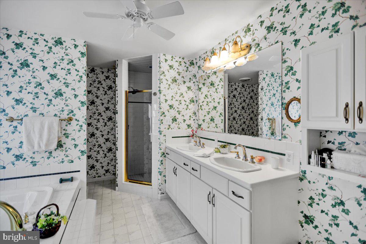 WILSHIRE MEADOWS - Residential