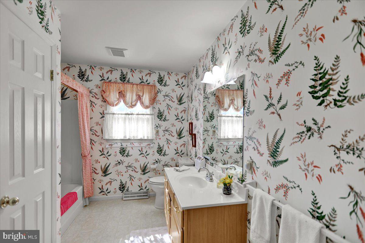 WILSHIRE MEADOWS - Residential